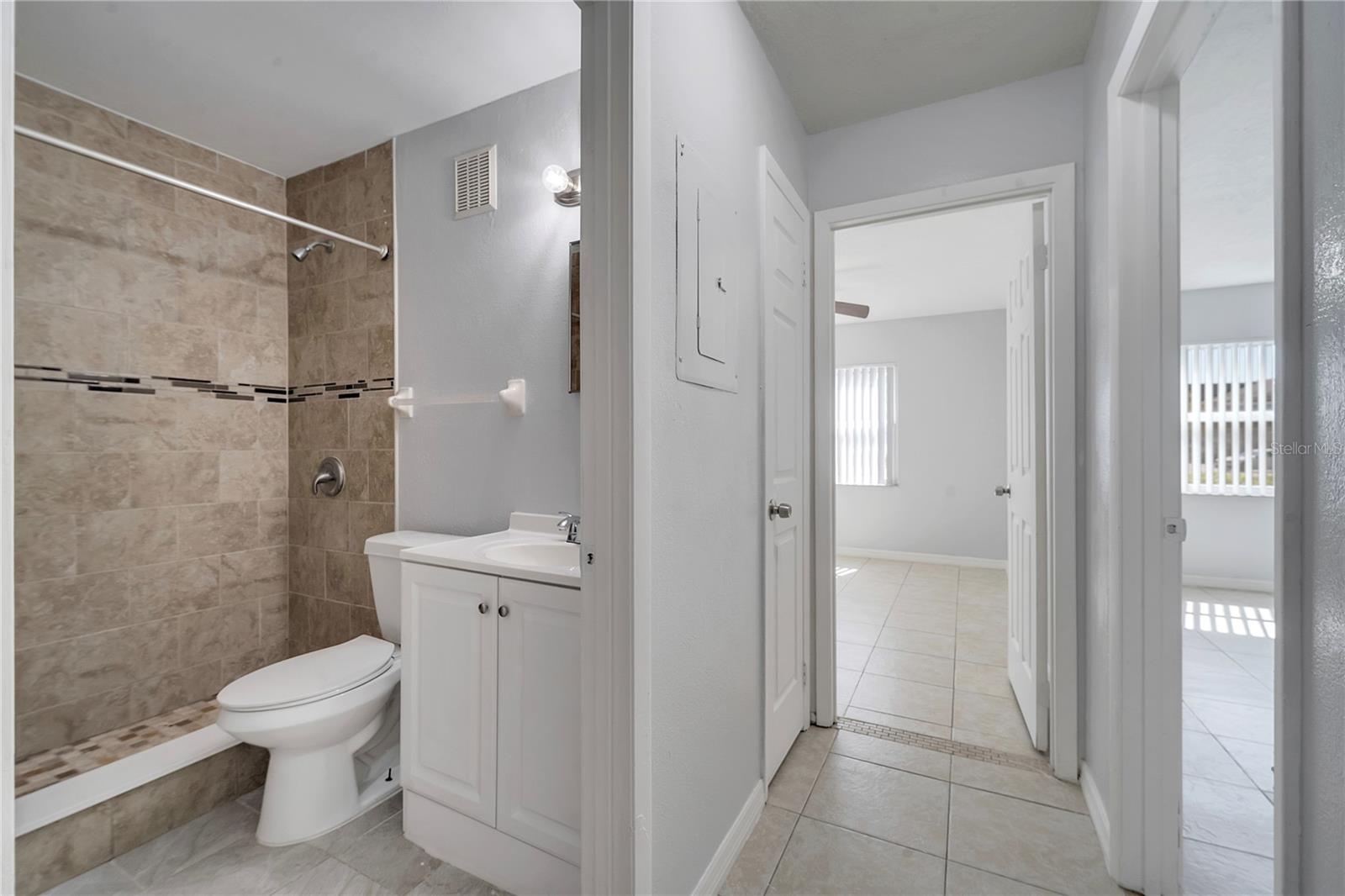 9942 TURF WAY #1, ORLANDO, FL, 32837