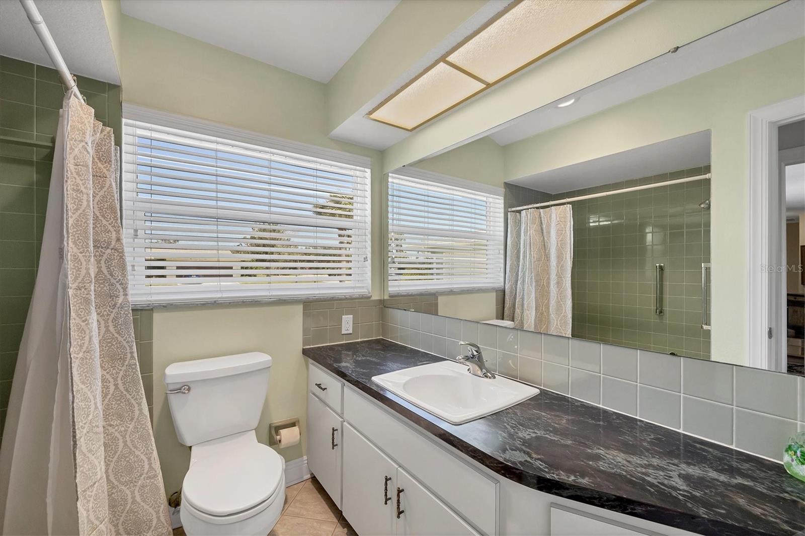 436 W GATE DR, VENICE, FL, 34285