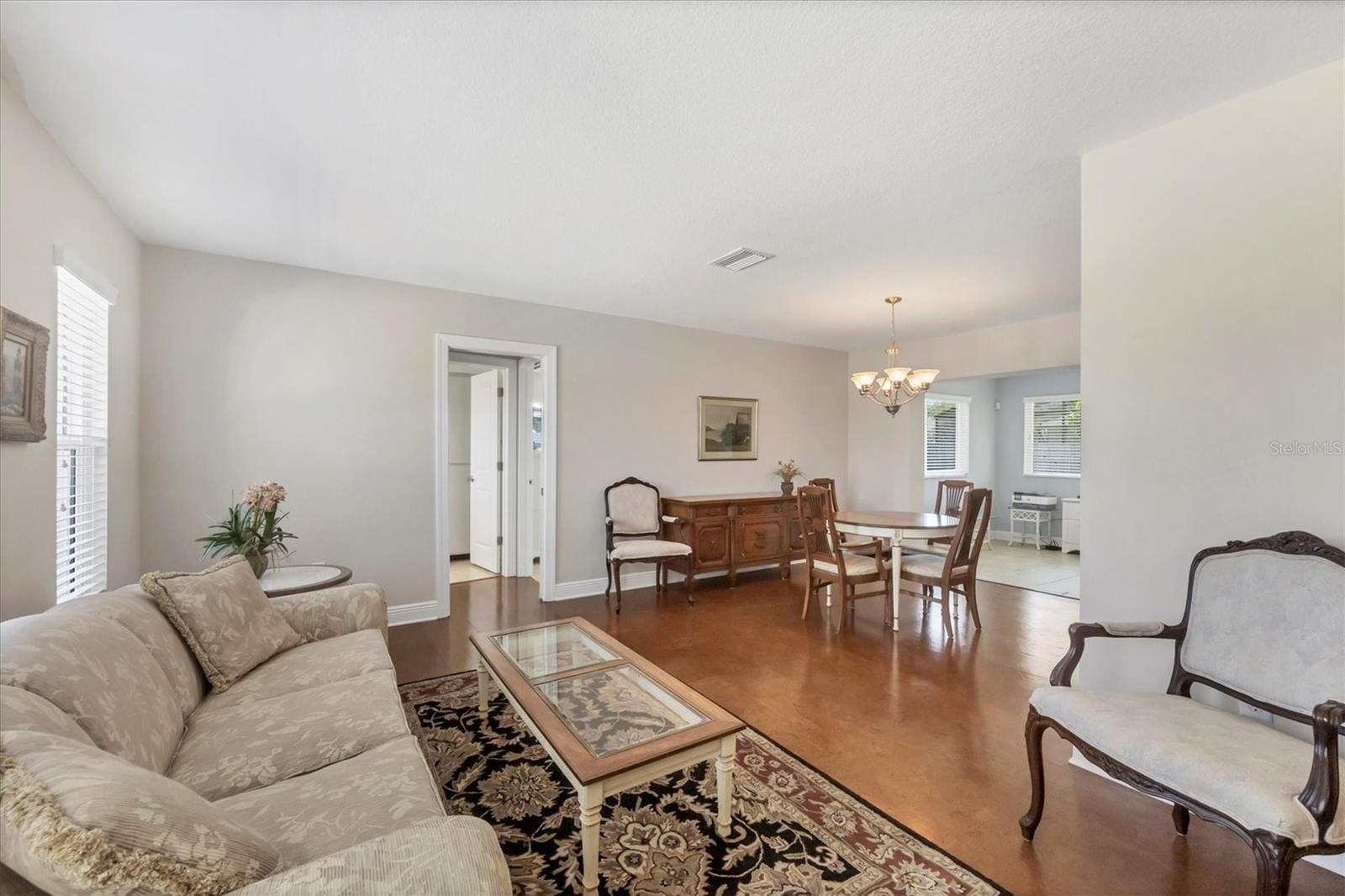 436 W GATE DR, VENICE, FL, 34285