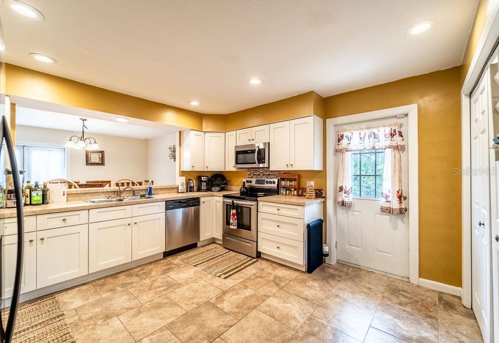 2309 6TH AVE, DELAND, FL, 32724