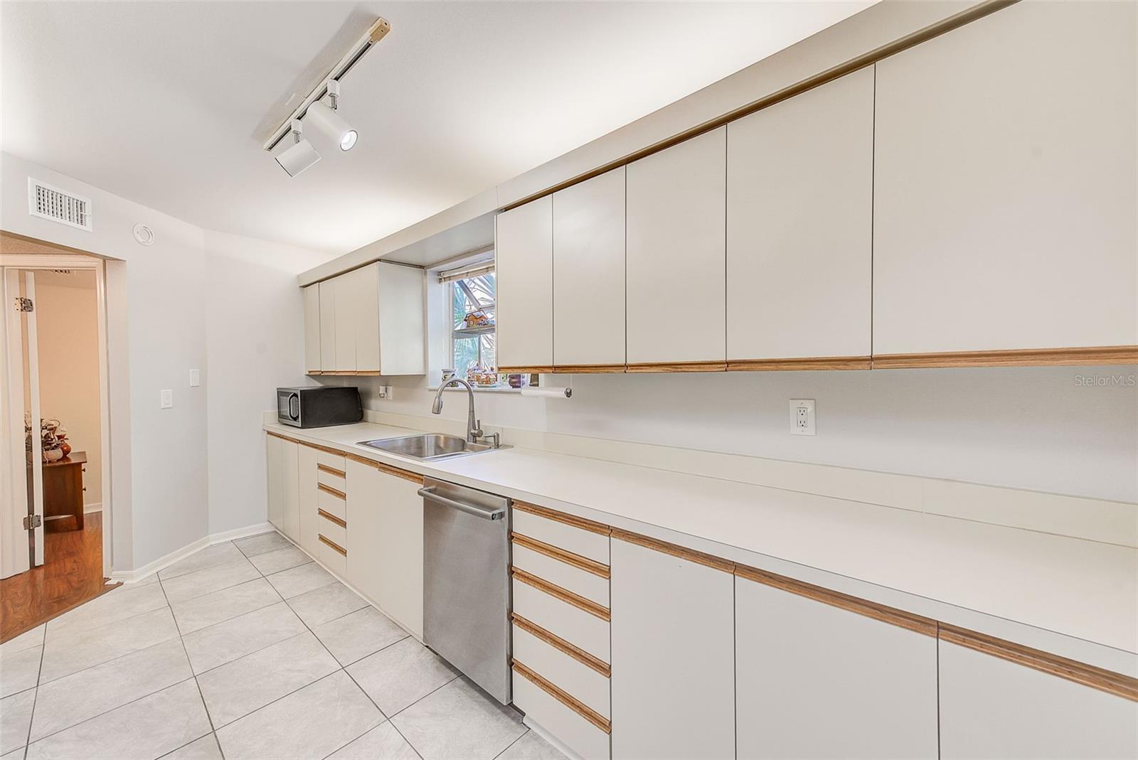 4611 DUHME RD #1A, ST PETERSBURG, FL, 33708