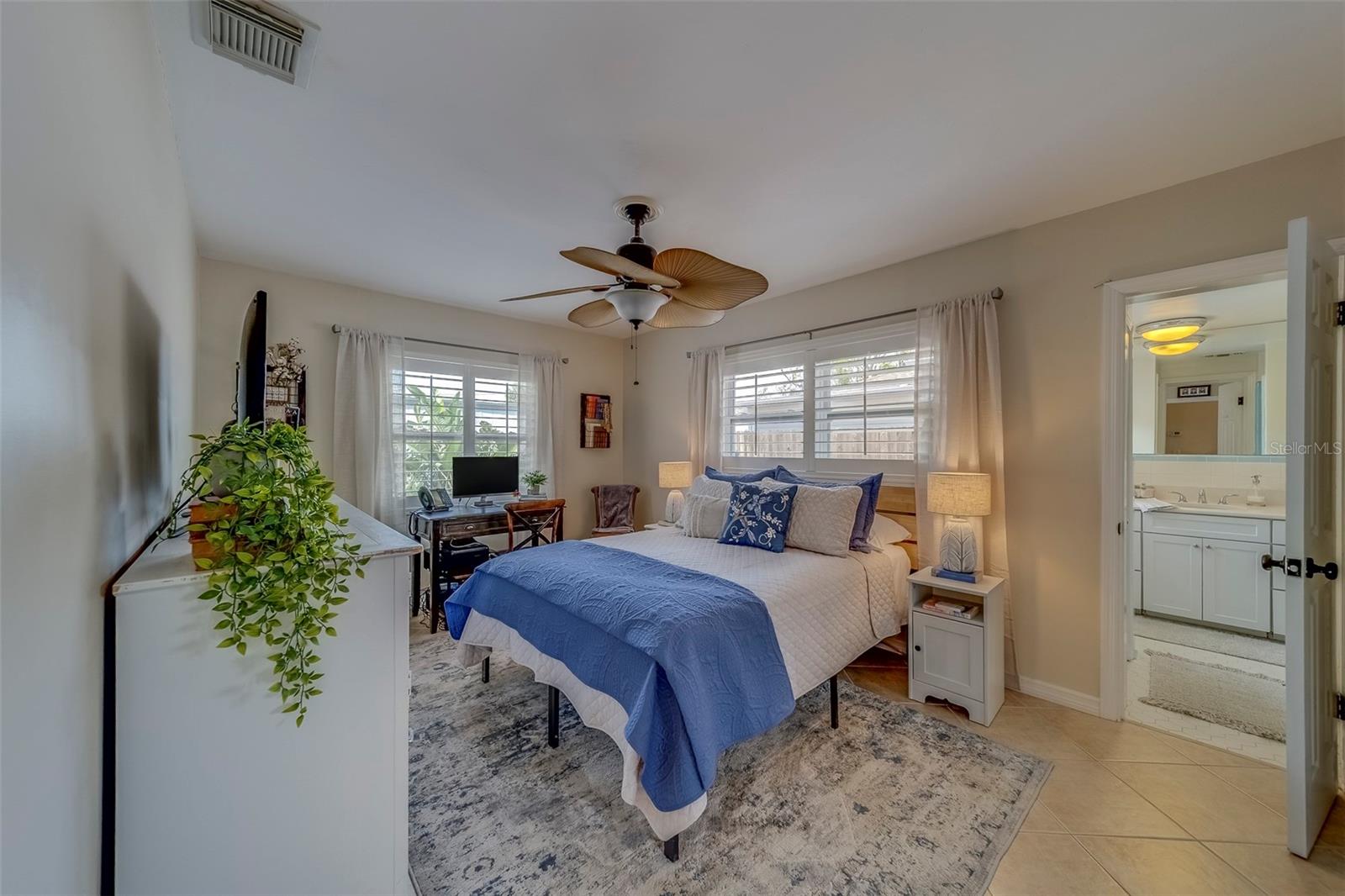 938 NARCISSUS AVE, CLEARWATER, FL, 33767