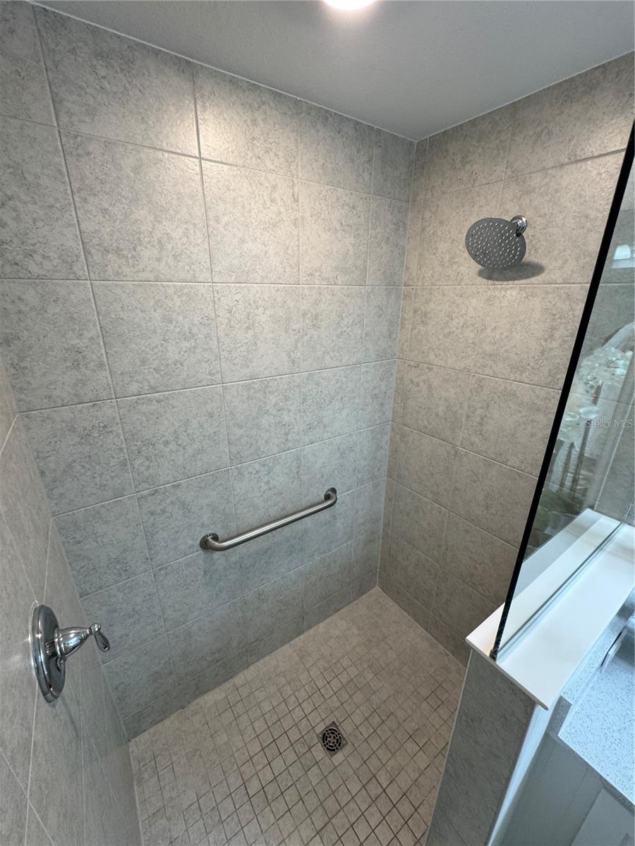 835 LONGBOAT DR, DAVENPORT, FL, 33896