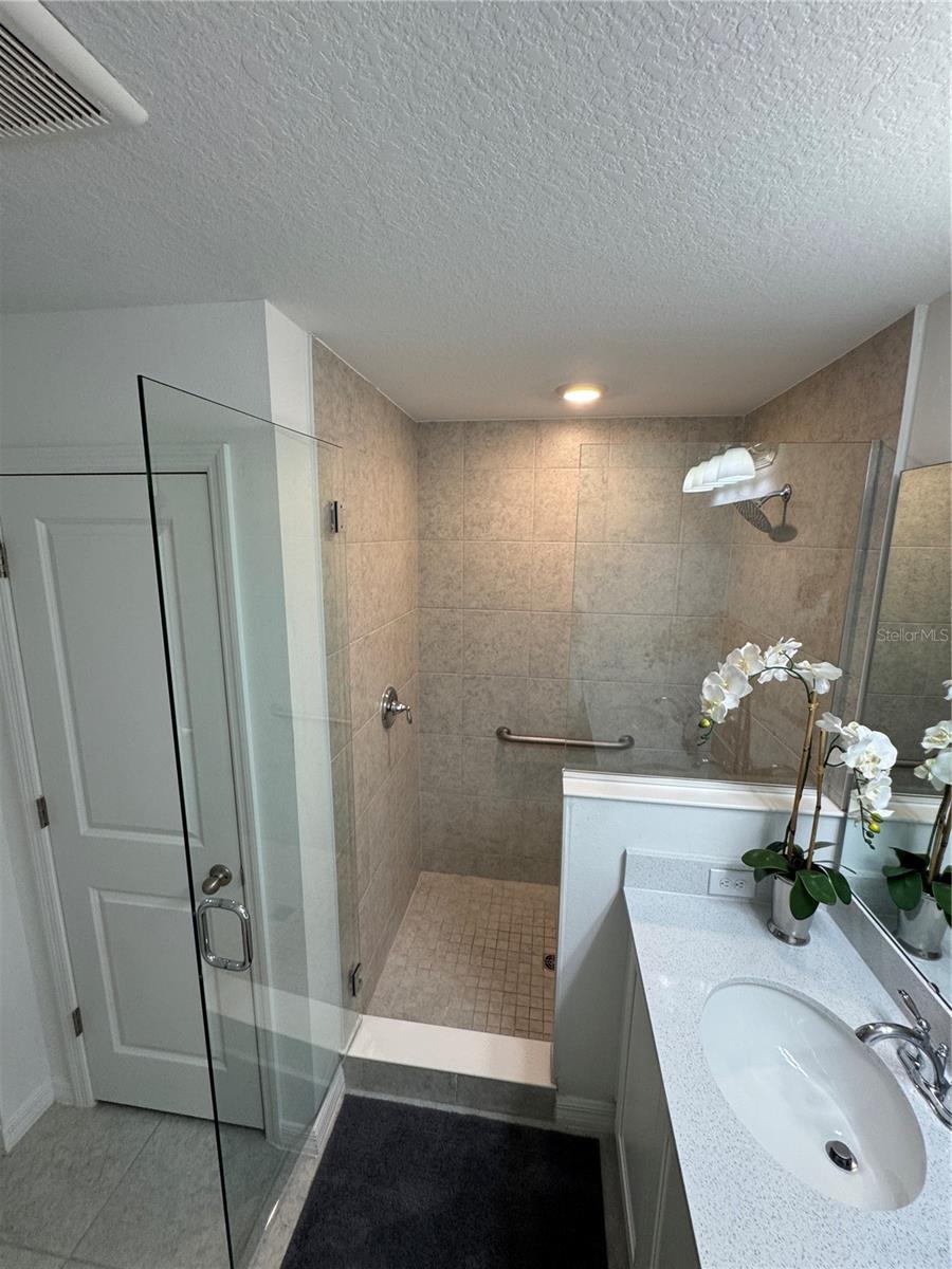 835 LONGBOAT DR, DAVENPORT, FL, 33896