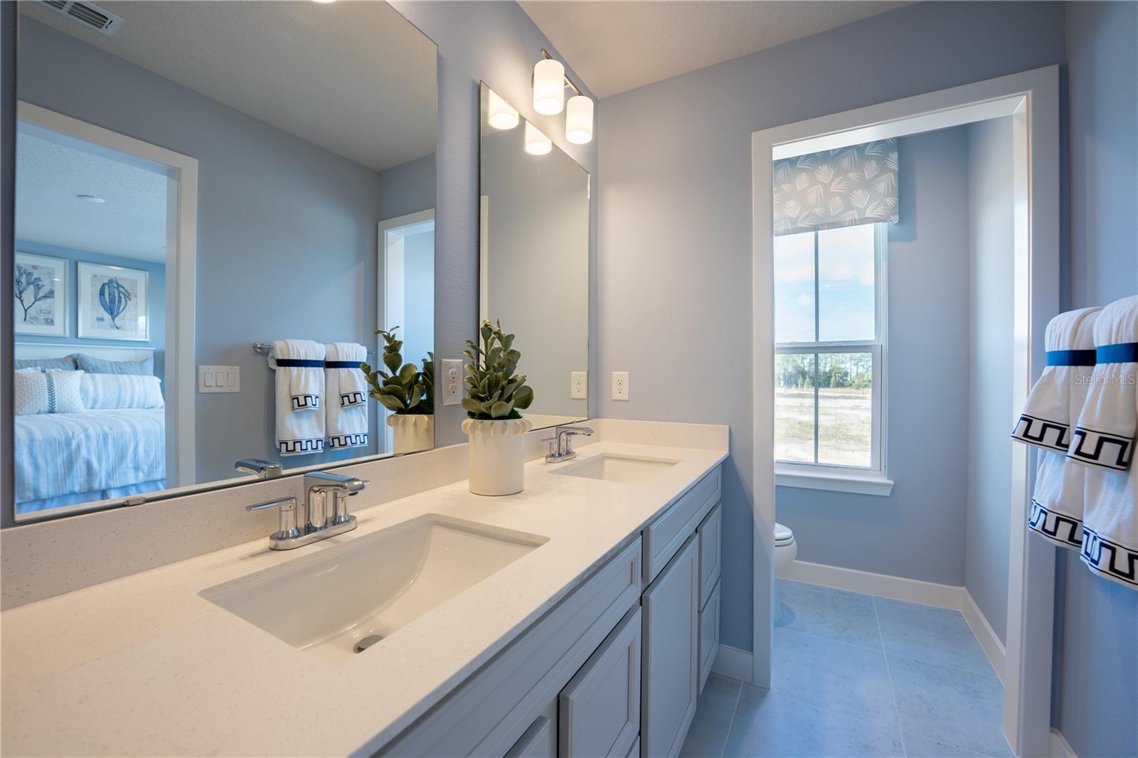 674 FOUR LEAF AVE, DEBARY, FL, 32713