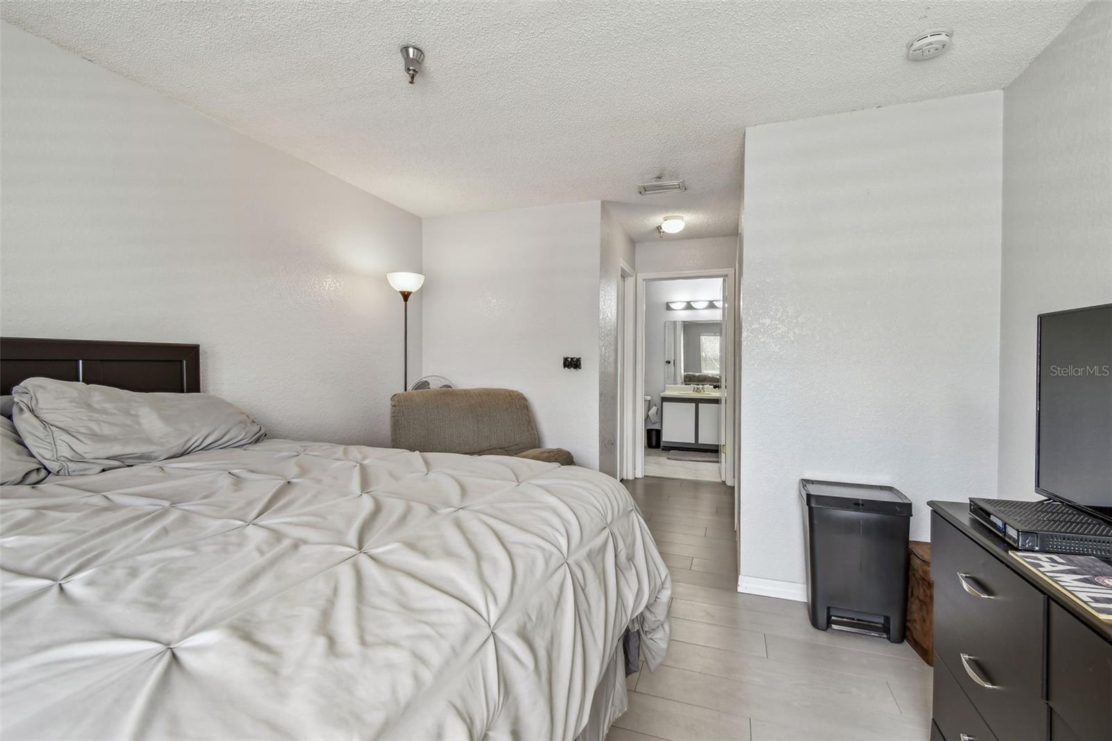 10265 GANDY BLVD N #1004, ST PETERSBURG, FL, 33702
