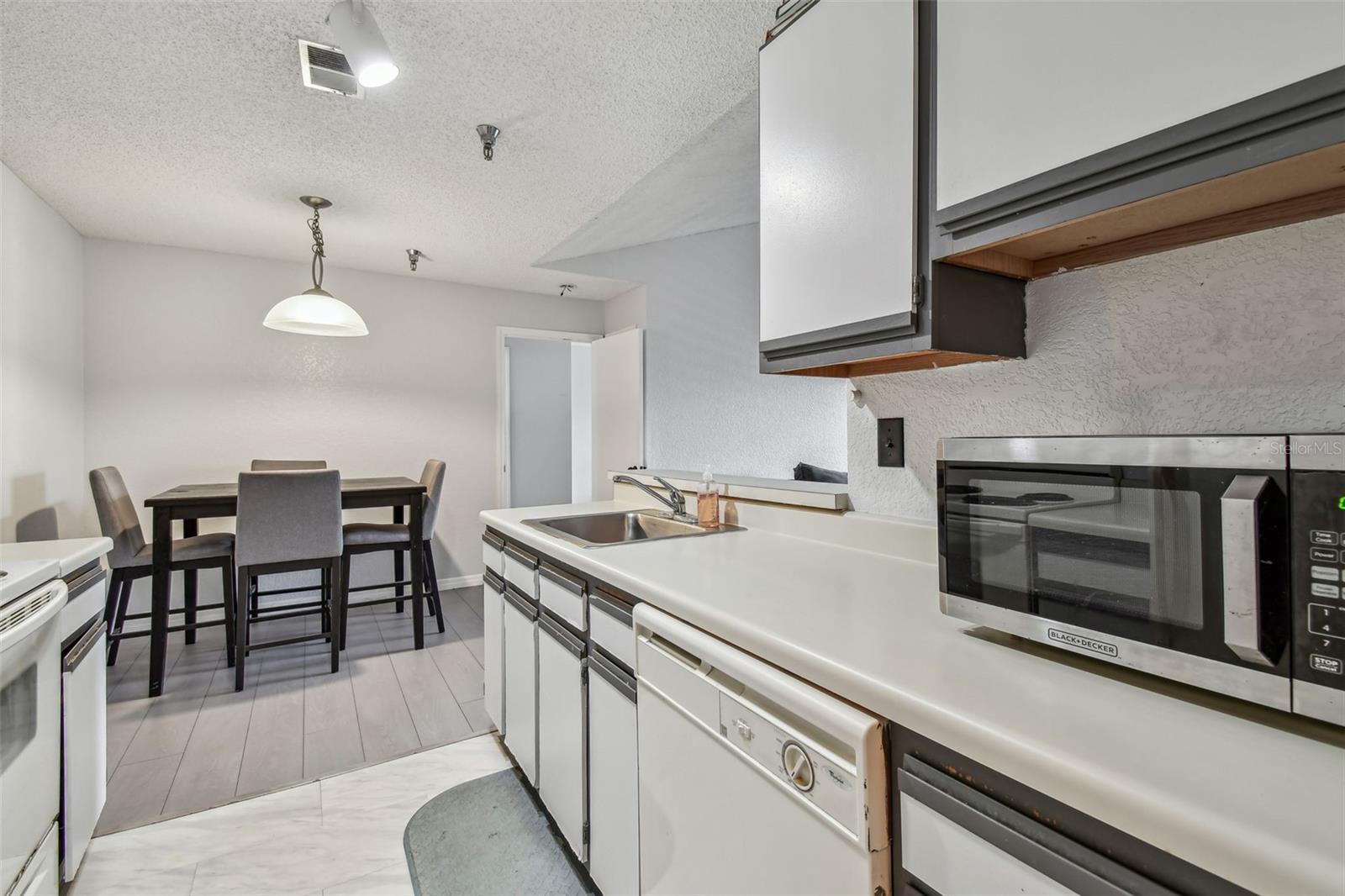 10265 GANDY BLVD N #1004, ST PETERSBURG, FL, 33702