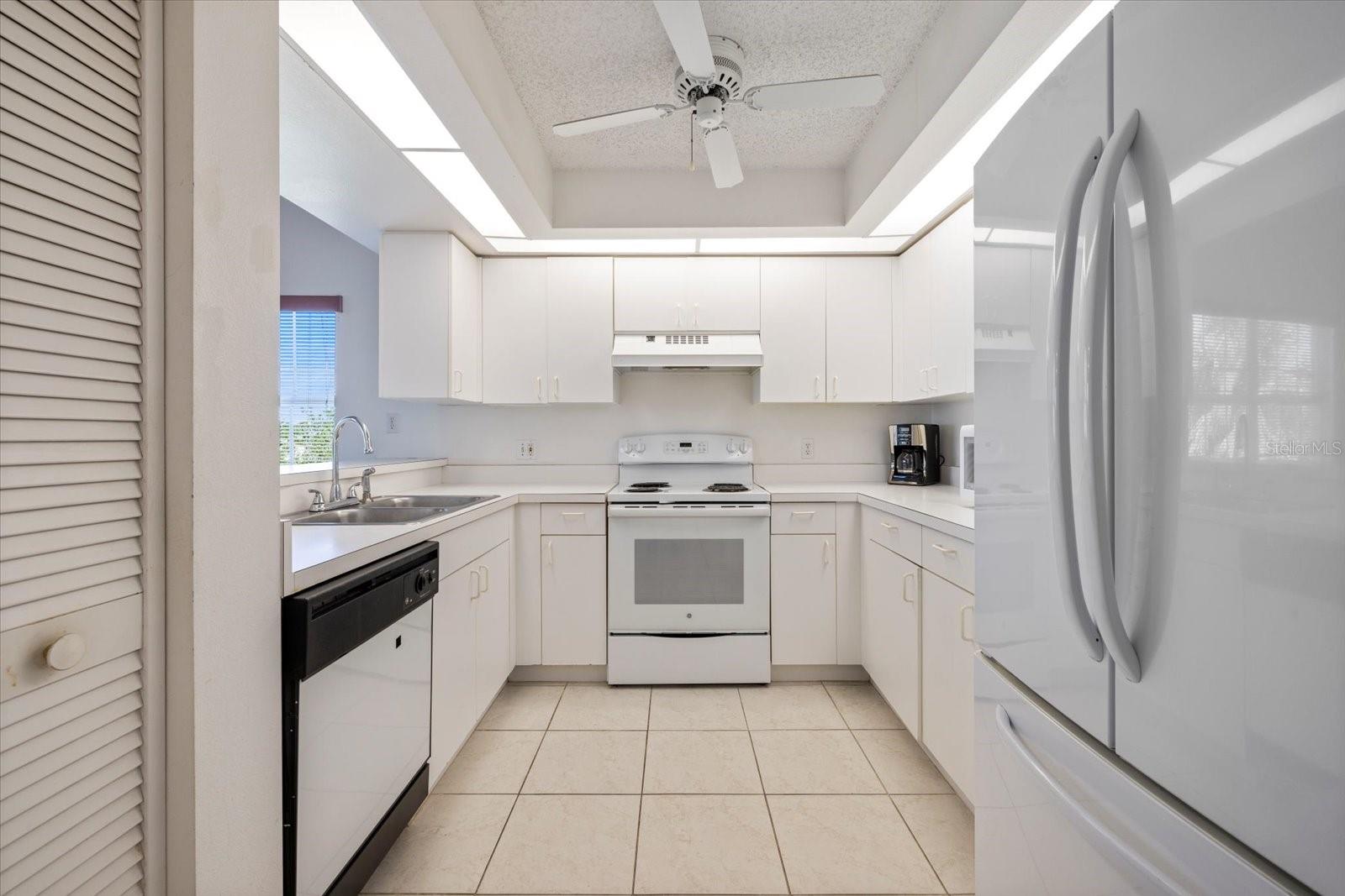 841 WATERSIDE DR #206, VENICE, FL, 34285