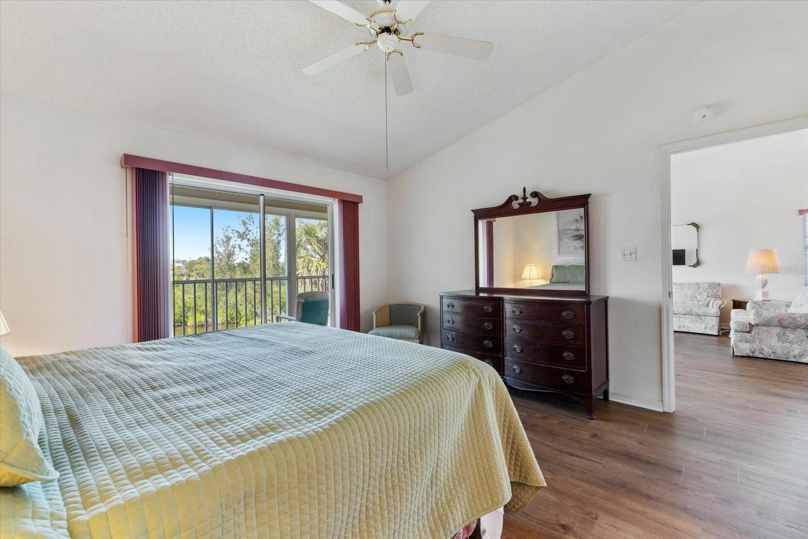 841 WATERSIDE DR #206, VENICE, FL, 34285