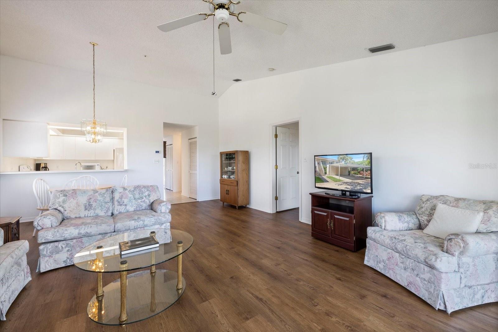 841 WATERSIDE DR #206, VENICE, FL, 34285