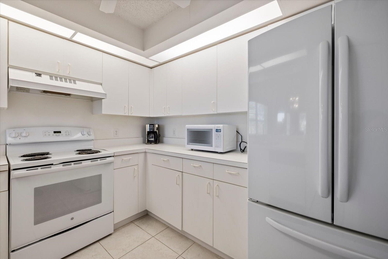 841 WATERSIDE DR #206, VENICE, FL, 34285