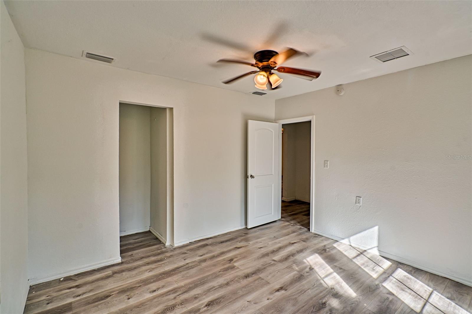 300 S US HIGHWAY 129, BELL, FL, 32619