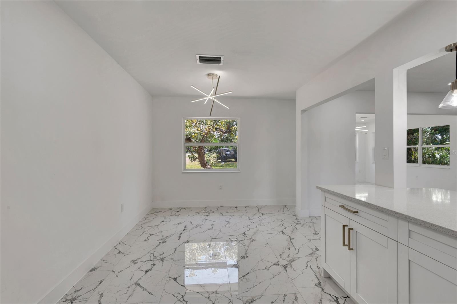 5507 28TH ST W, BRADENTON, FL, 34207