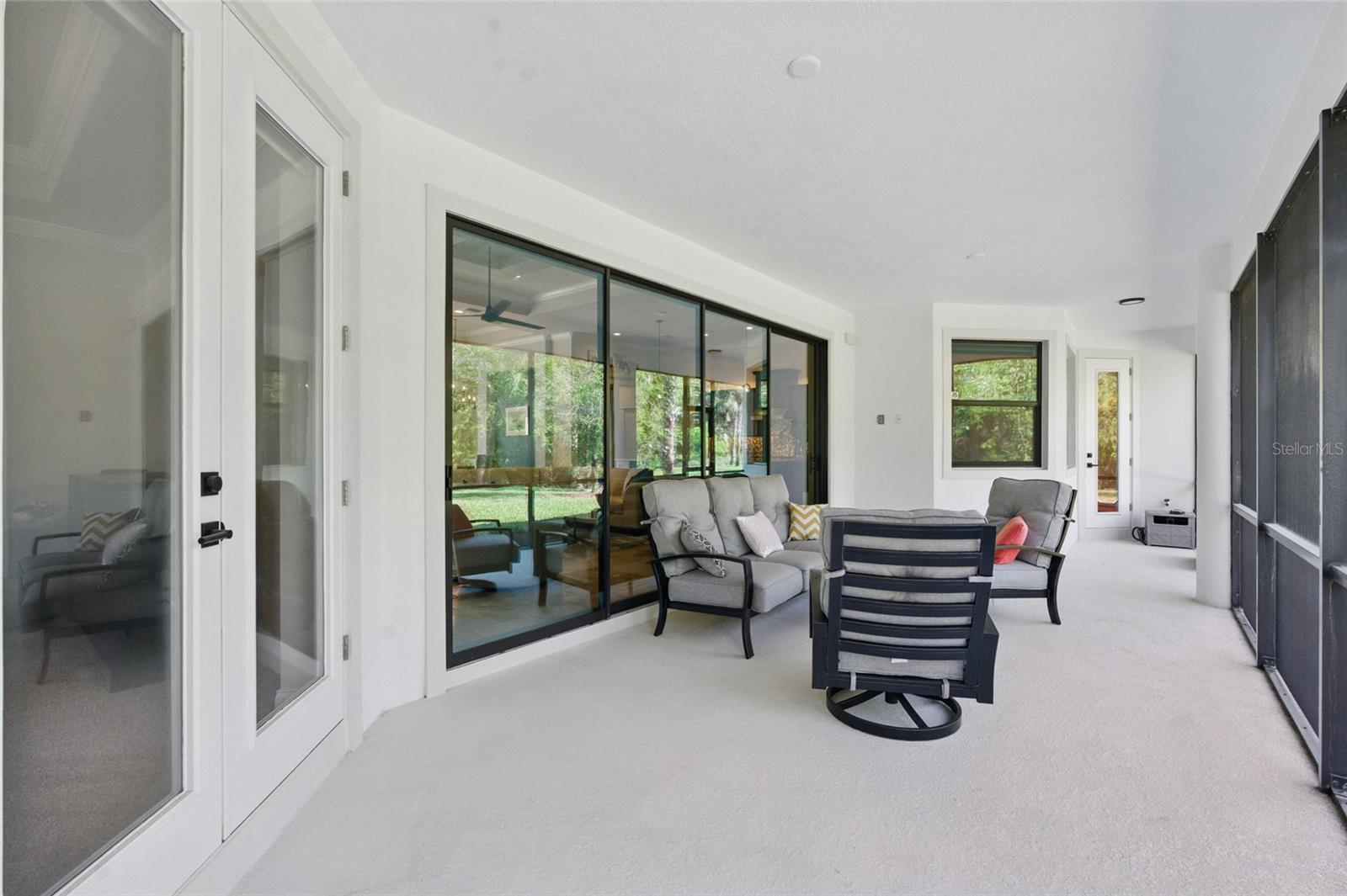 8 BLUE OAK LN, PALM COAST, FL, 32137
