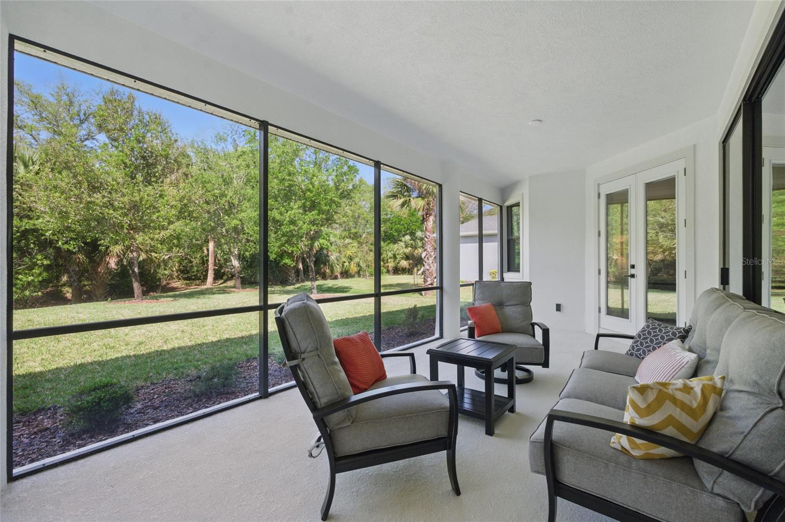 8 BLUE OAK LN, PALM COAST, FL, 32137