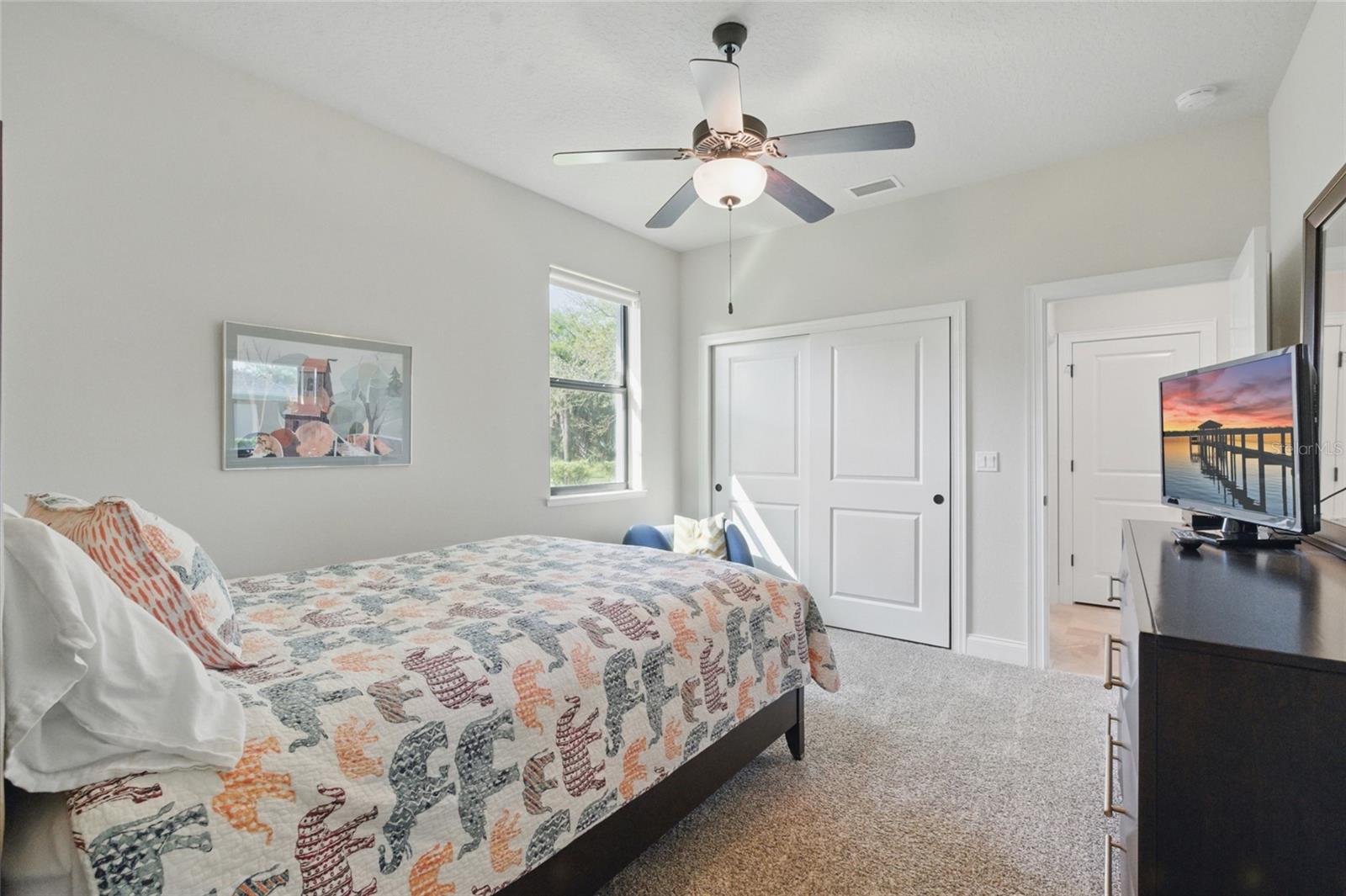 8 BLUE OAK LN, PALM COAST, FL, 32137