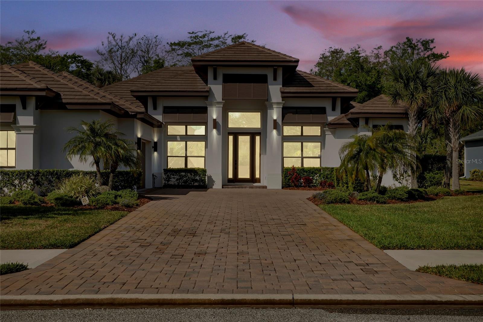 8 BLUE OAK LN, PALM COAST, FL, 32137