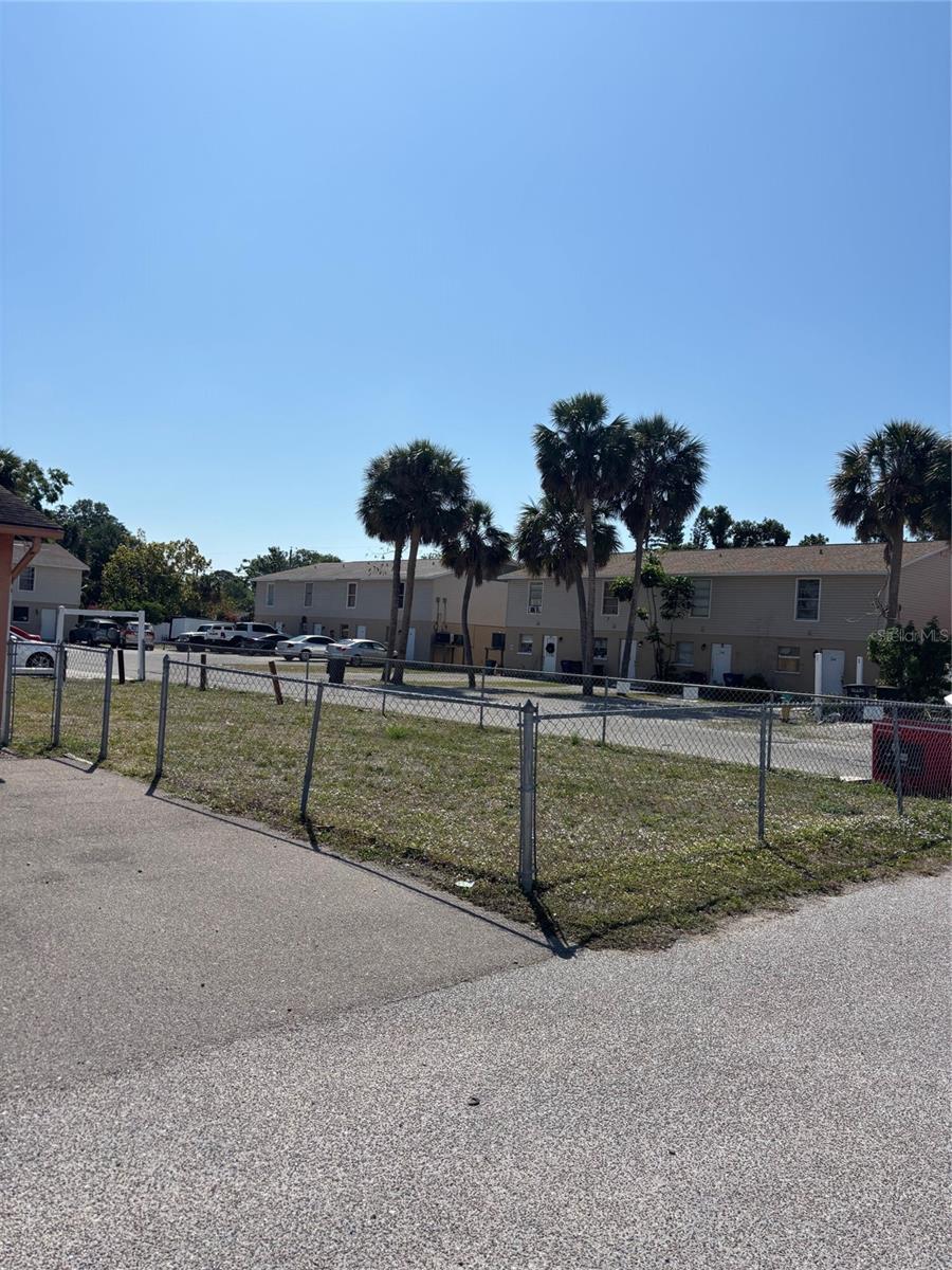 3255 51ST AVENUE DR W, BRADENTON, FL, 34207