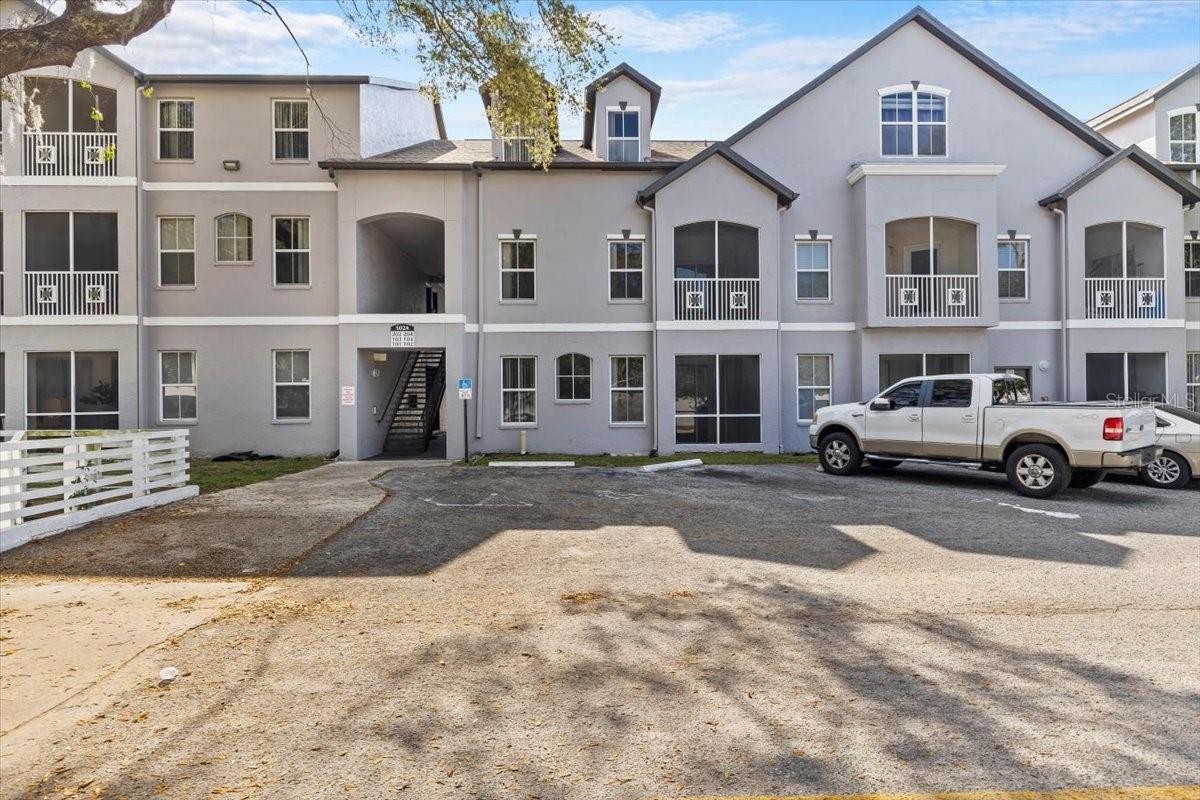 5024 SUNRIDGE PALMS DR #101, TAMPA, FL, 33617