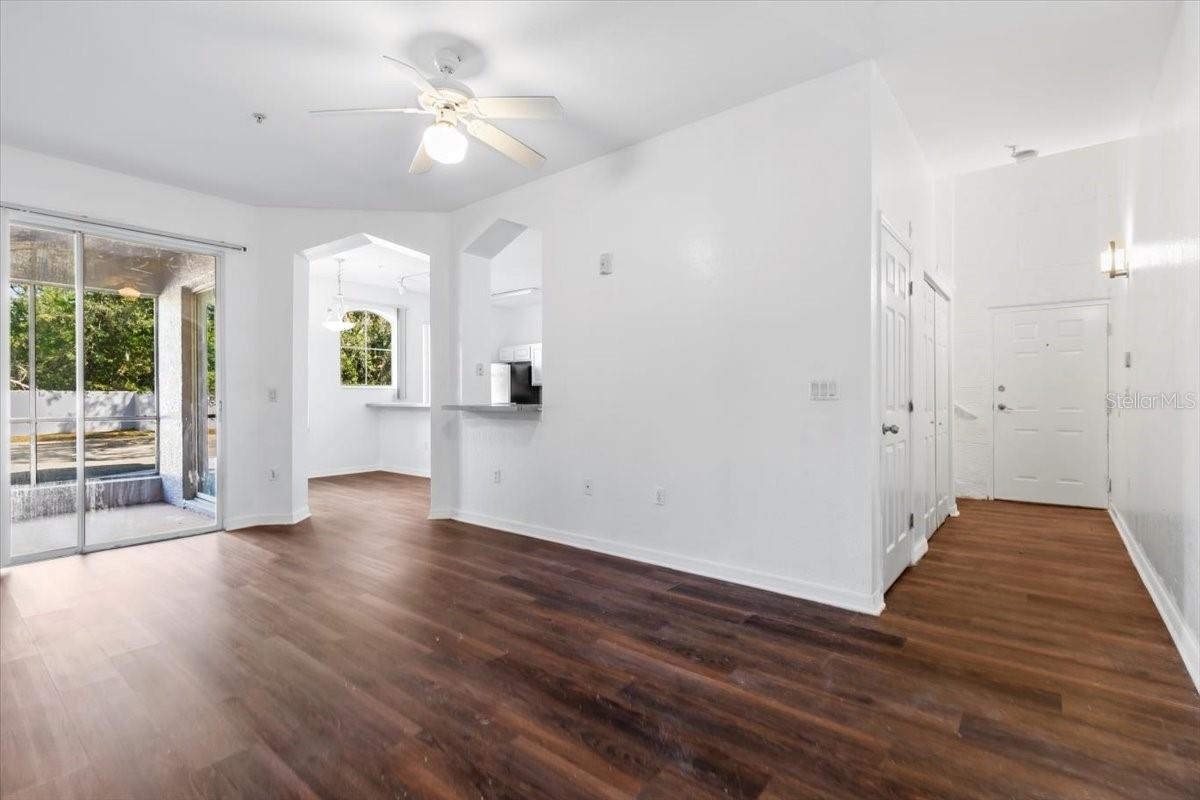 5024 SUNRIDGE PALMS DR #101, TAMPA, FL, 33617