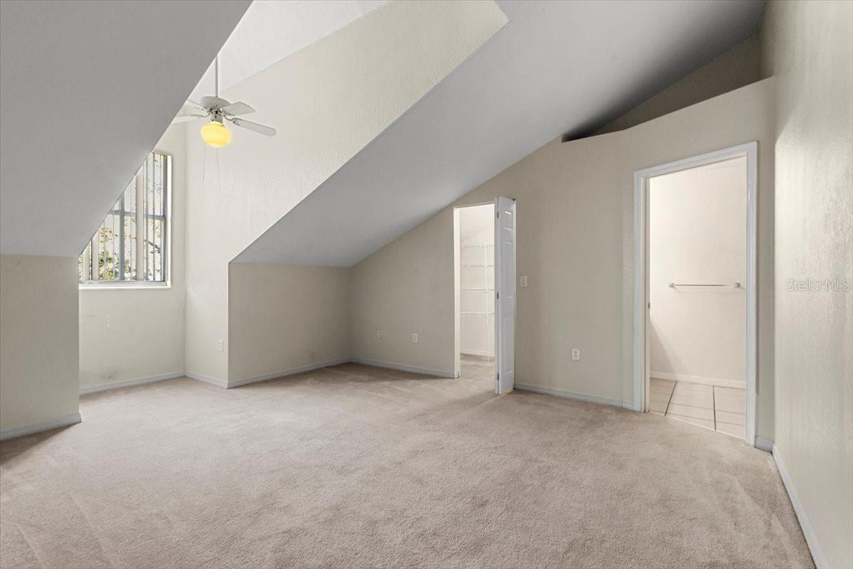 5024 SUNRIDGE PALMS DR #101, TAMPA, FL, 33617