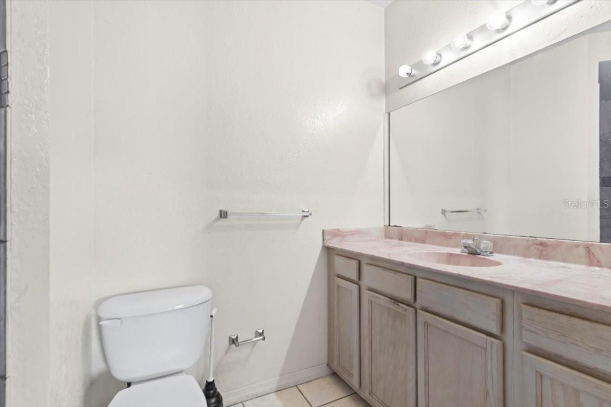 5024 SUNRIDGE PALMS DR #101, TAMPA, FL, 33617