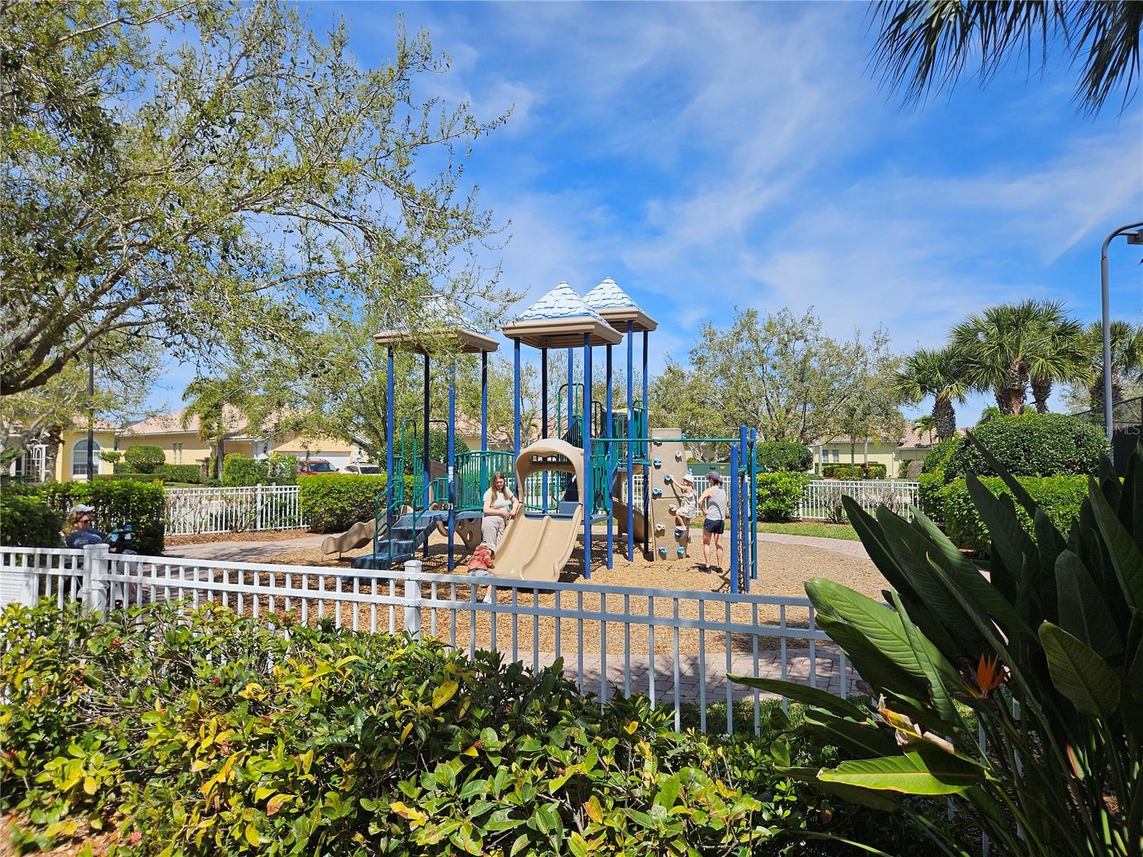 5943 BENEVENTO DR, SARASOTA, FL, 34238