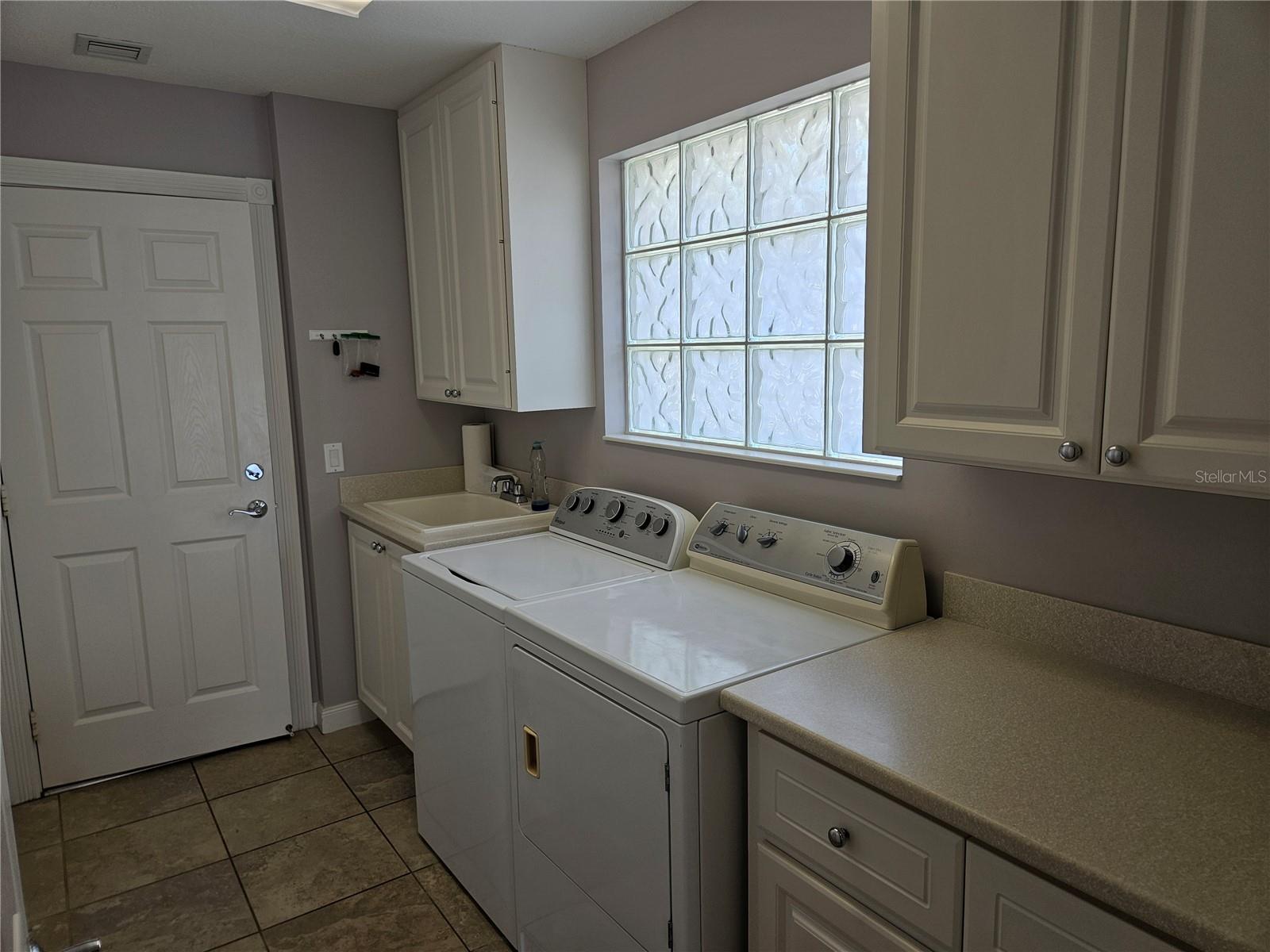 5943 BENEVENTO DR, SARASOTA, FL, 34238