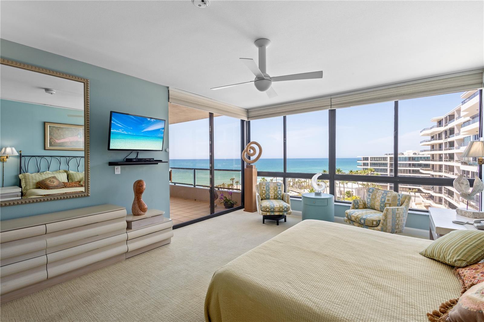 535 SANCTUARY DR #A602, LONGBOAT KEY, FL, 34228