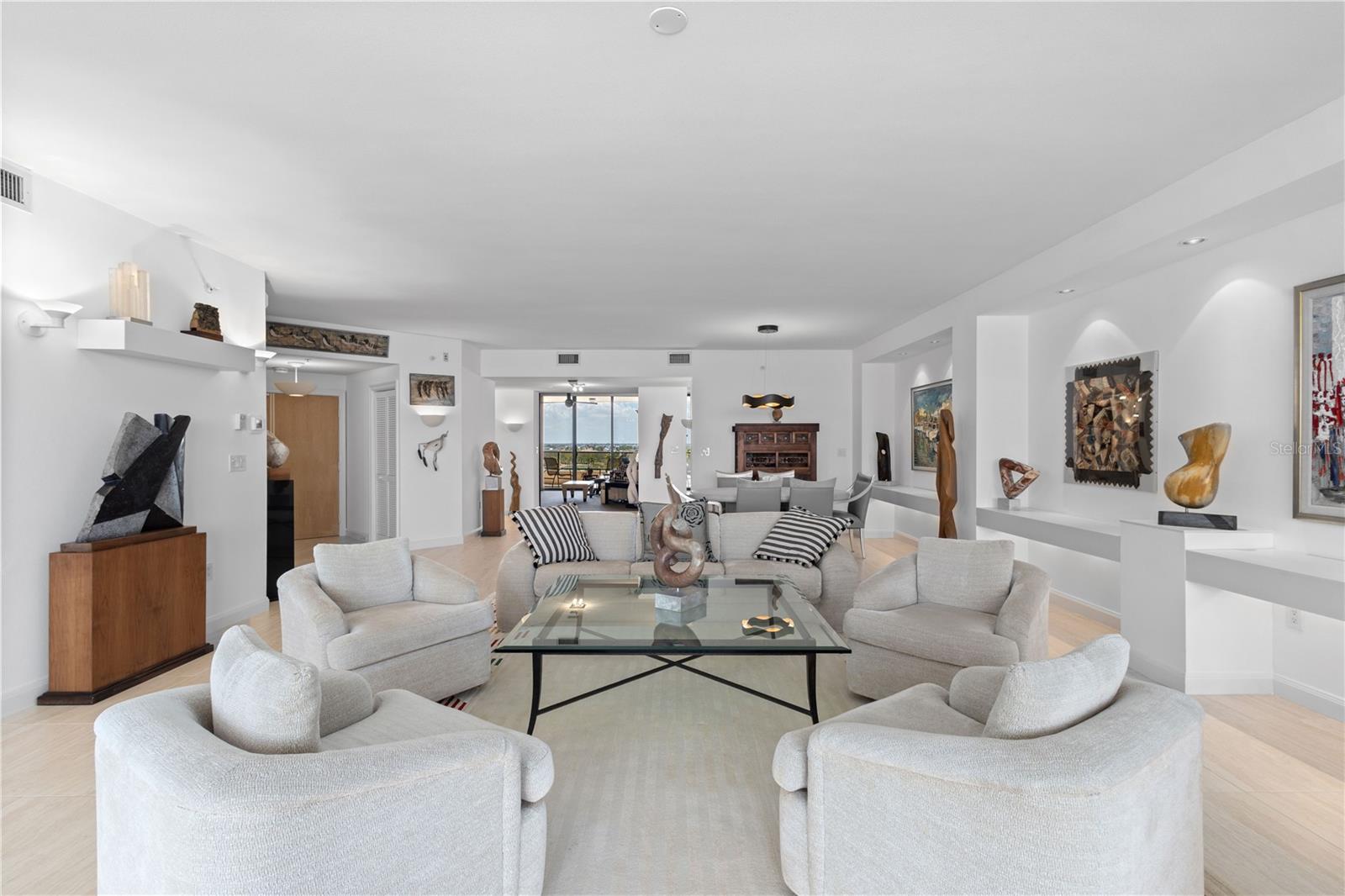 535 SANCTUARY DR #A602, LONGBOAT KEY, FL, 34228
