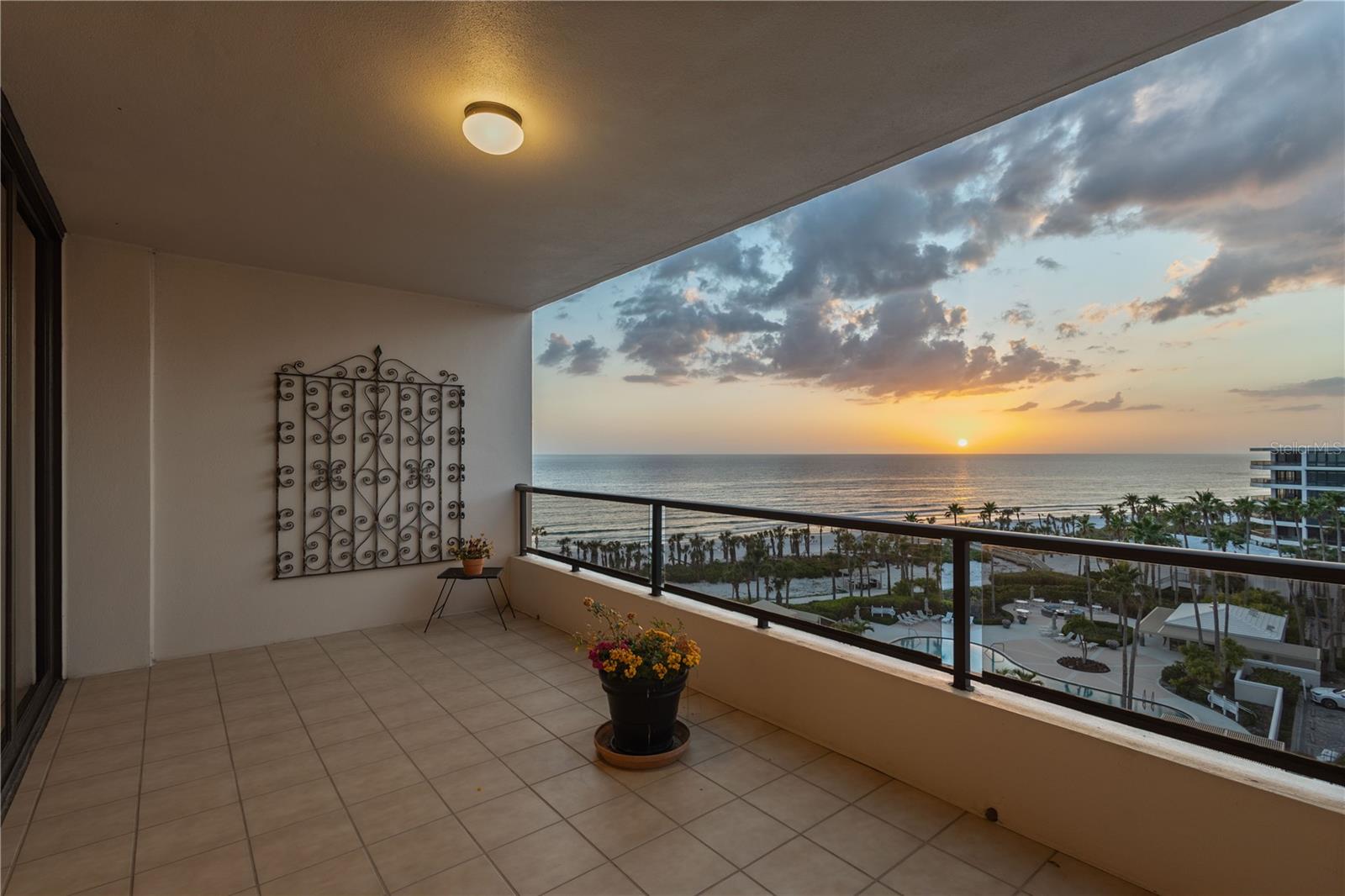 535 SANCTUARY DR #A602, LONGBOAT KEY, FL, 34228
