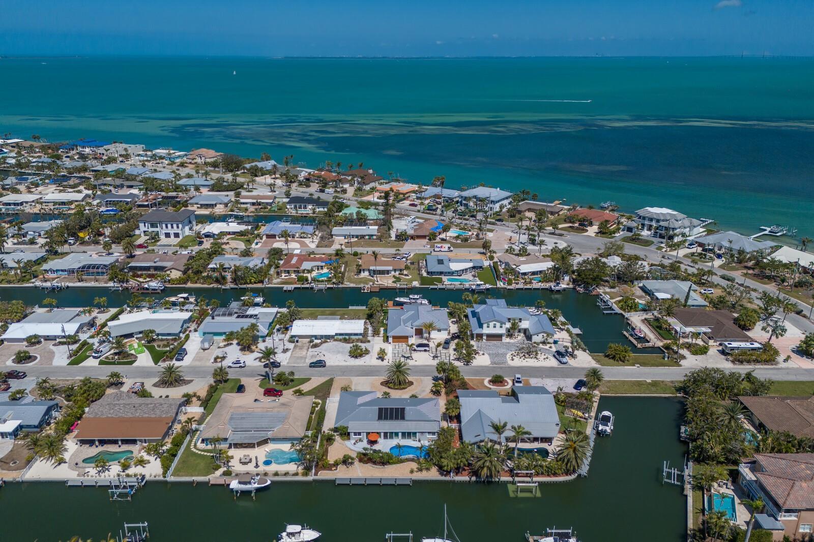 606 EMERALD LN, HOLMES BEACH, FL, 34217
