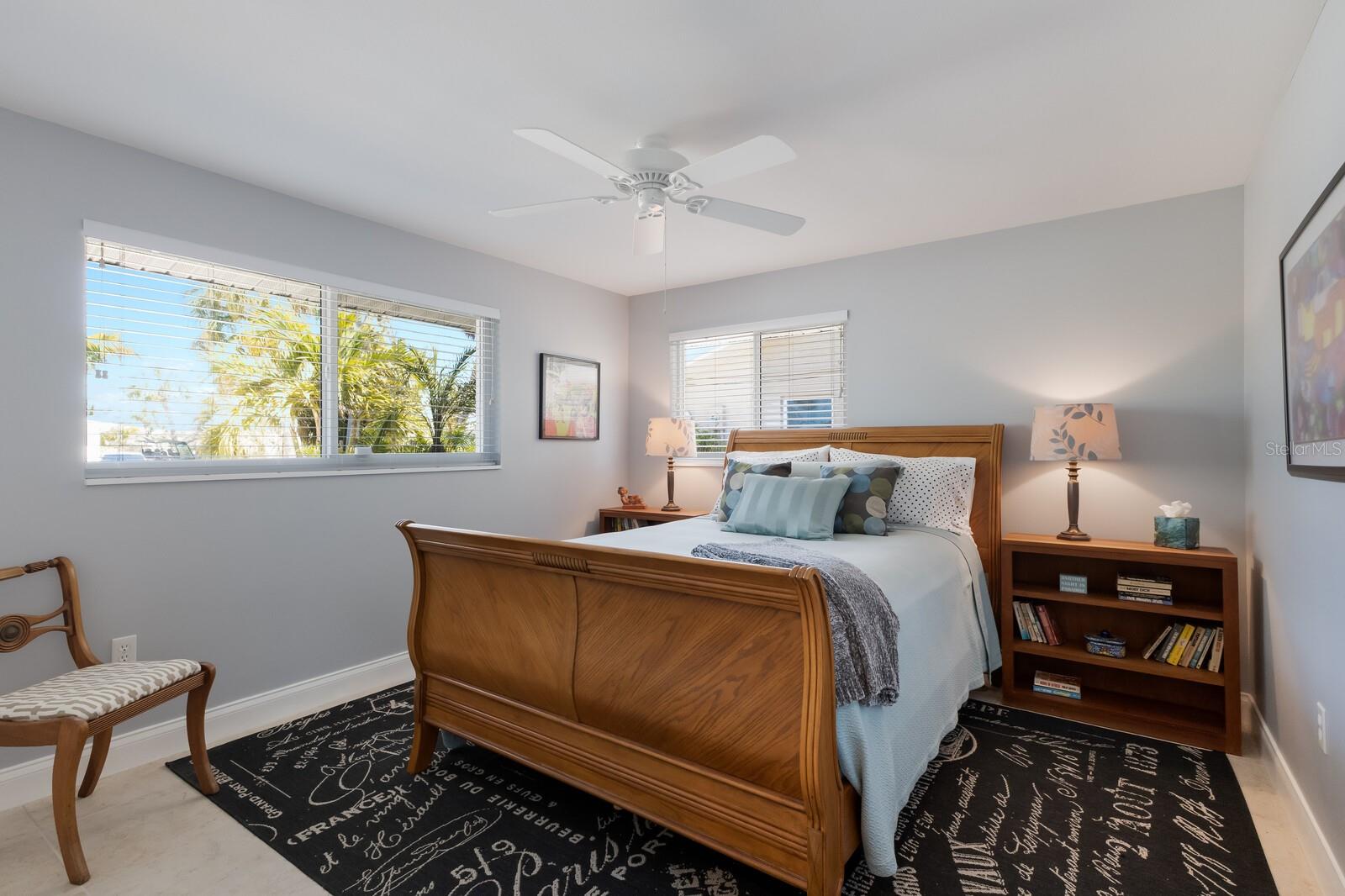 606 EMERALD LN, HOLMES BEACH, FL, 34217
