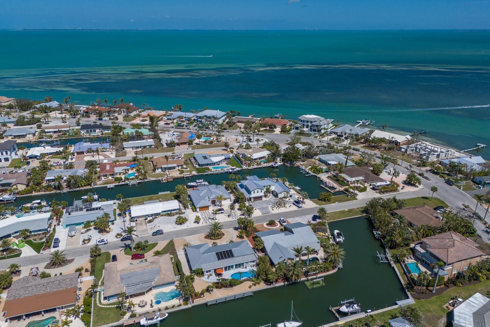 606 EMERALD LN, HOLMES BEACH, FL, 34217