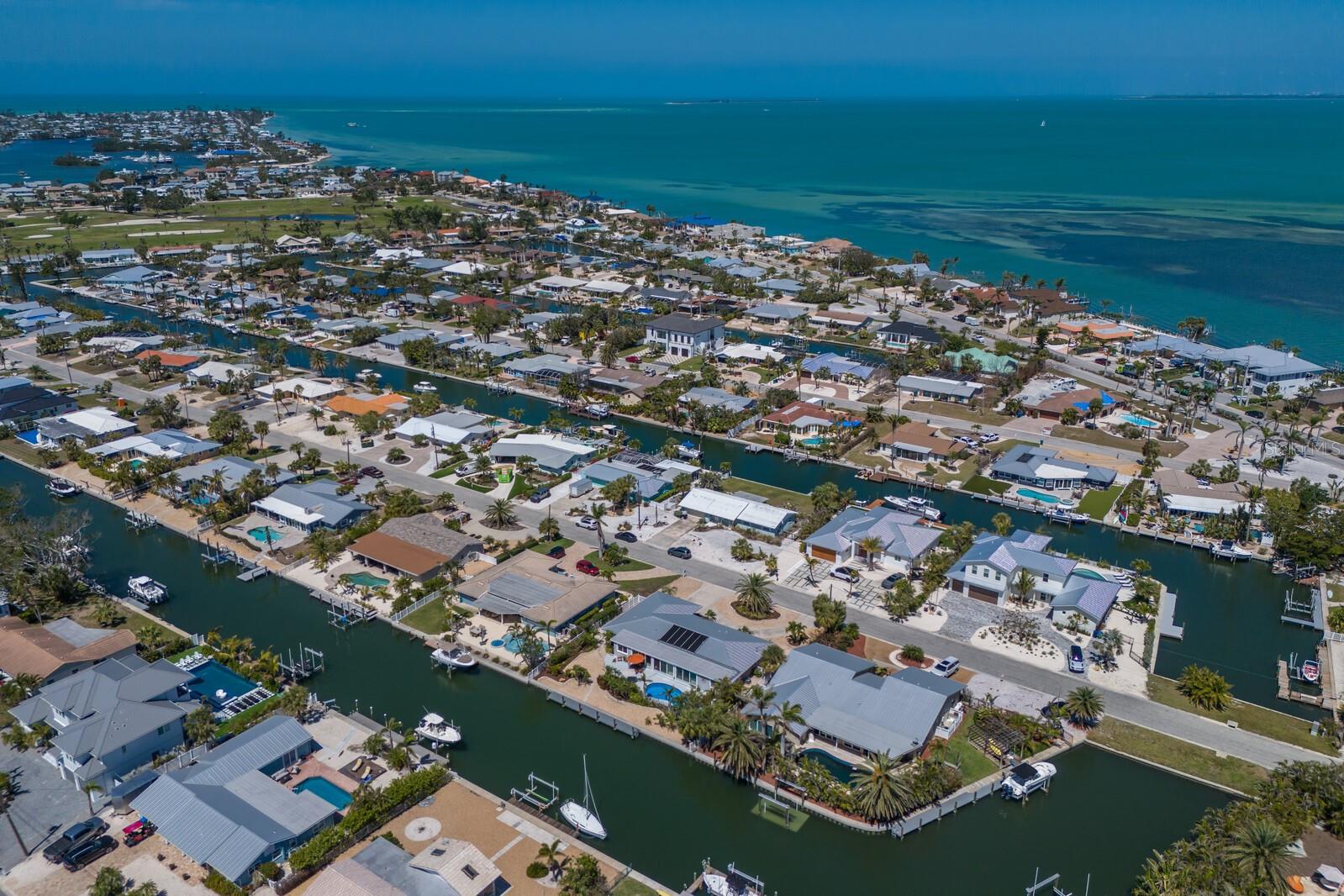 606 EMERALD LN, HOLMES BEACH, FL, 34217