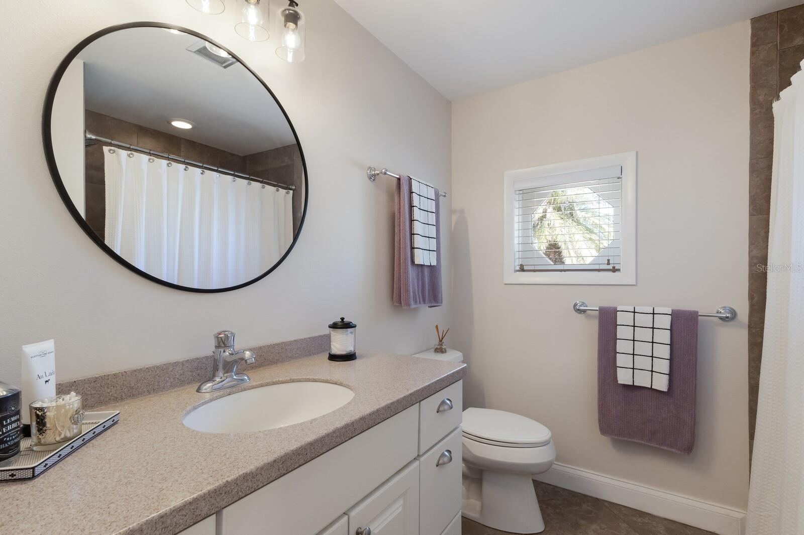 606 EMERALD LN, HOLMES BEACH, FL, 34217