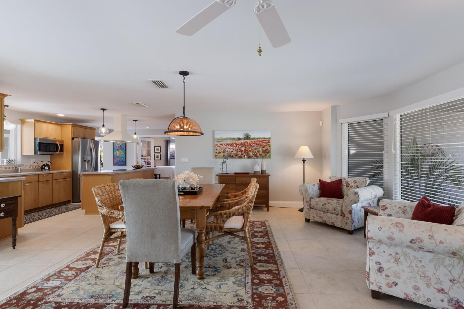 606 EMERALD LN, HOLMES BEACH, FL, 34217