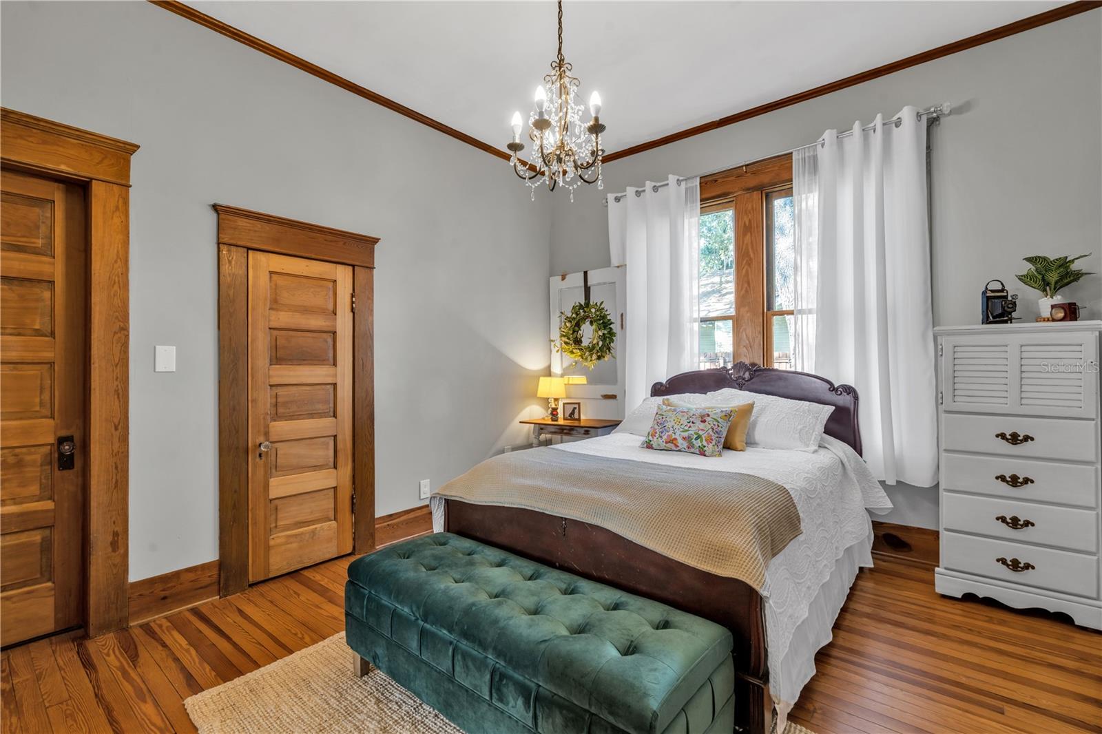 1005 MAIN ST, SAFETY HARBOR, FL, 34695