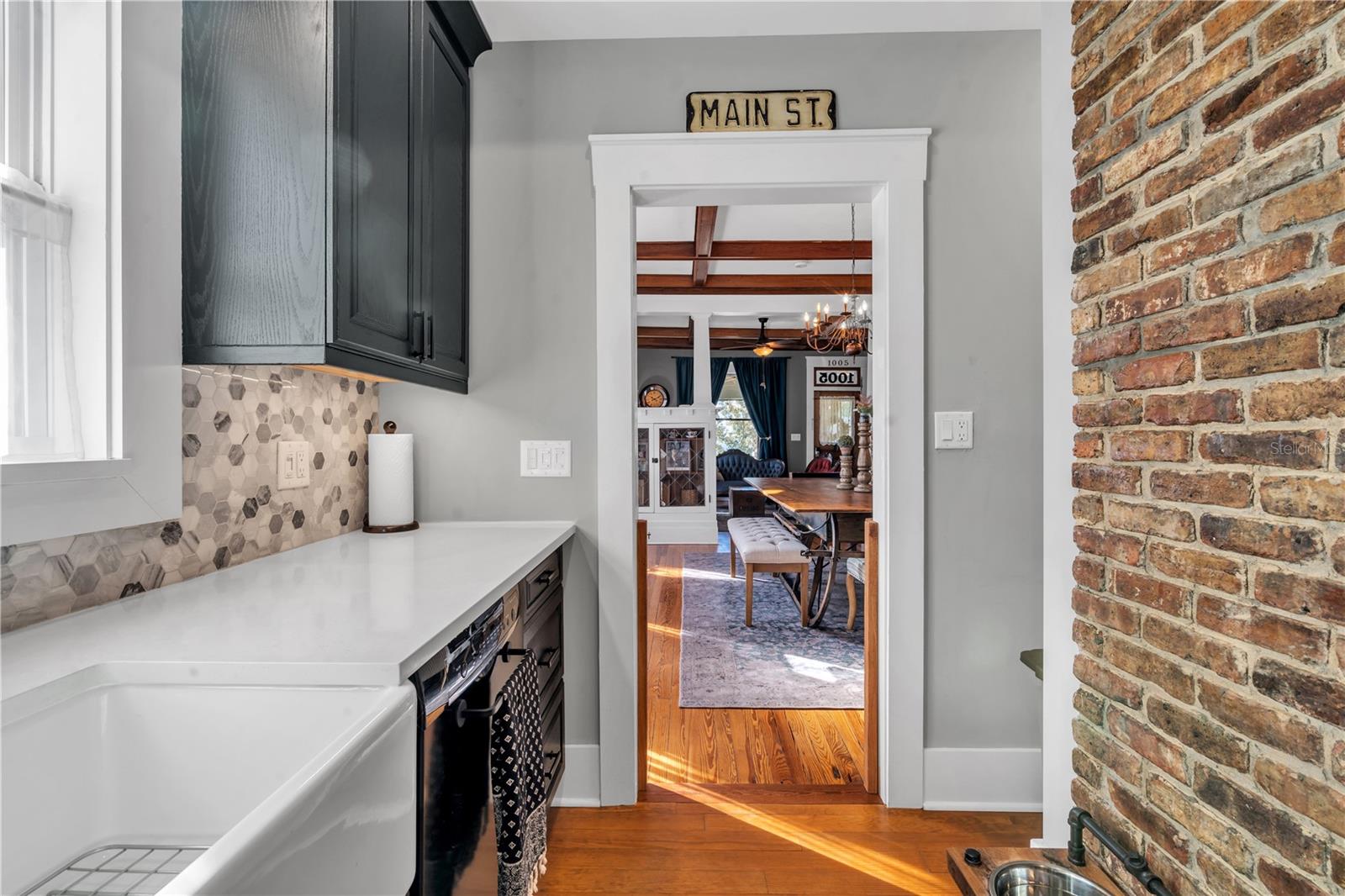 1005 MAIN ST, SAFETY HARBOR, FL, 34695