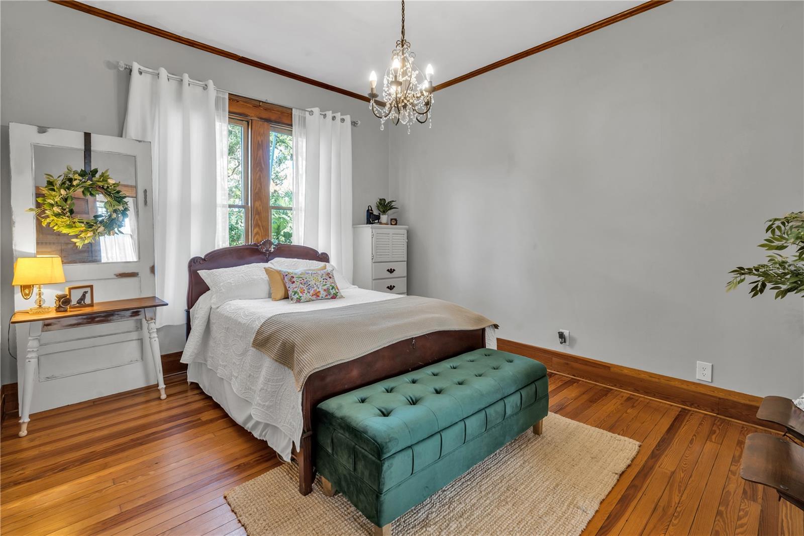 1005 MAIN ST, SAFETY HARBOR, FL, 34695