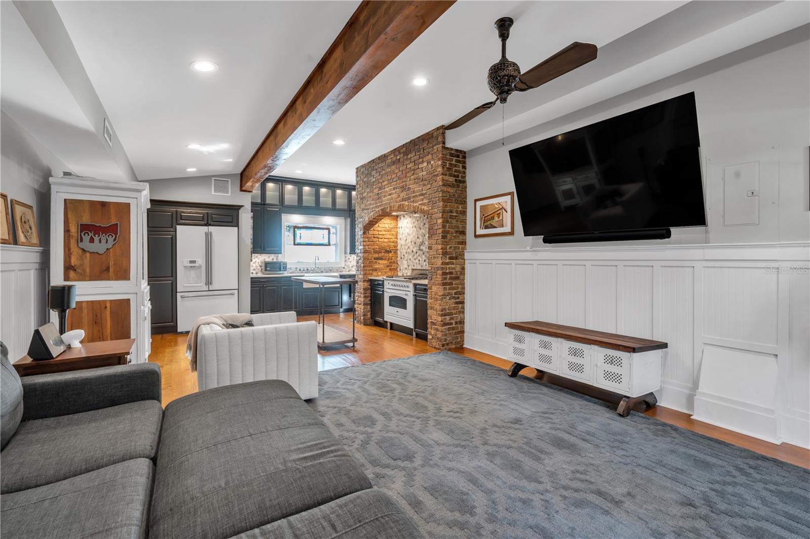 1005 MAIN ST, SAFETY HARBOR, FL, 34695