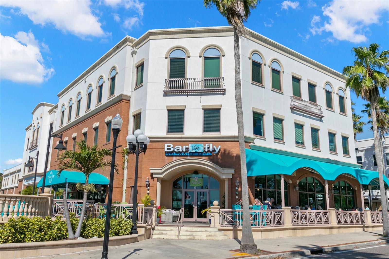 1005 MAIN ST, SAFETY HARBOR, FL, 34695