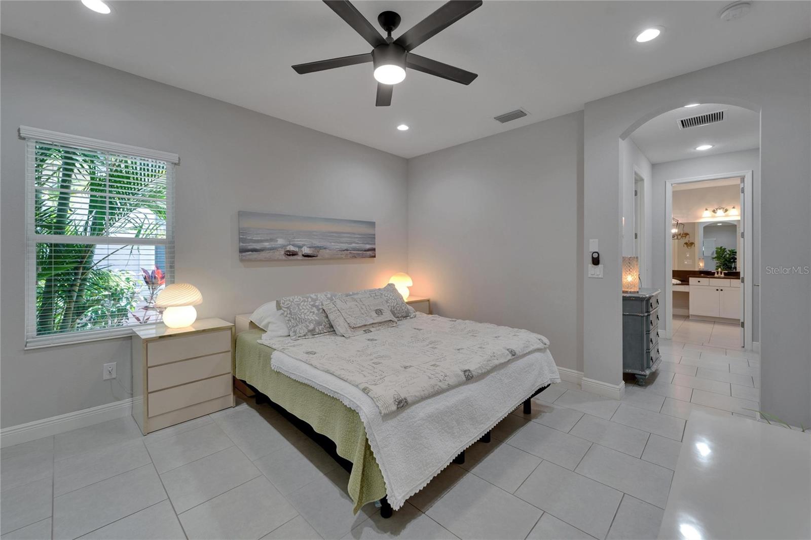 606 WINTERSIDE DR, APOLLO BEACH, FL, 33572