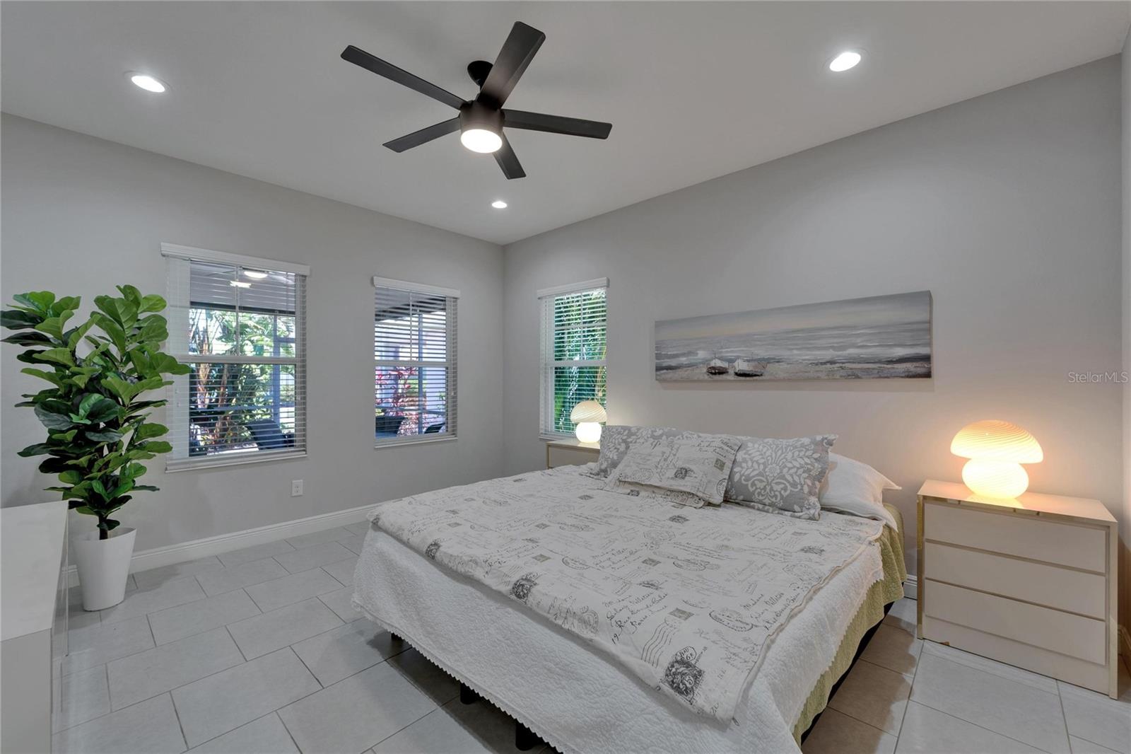 606 WINTERSIDE DR, APOLLO BEACH, FL, 33572