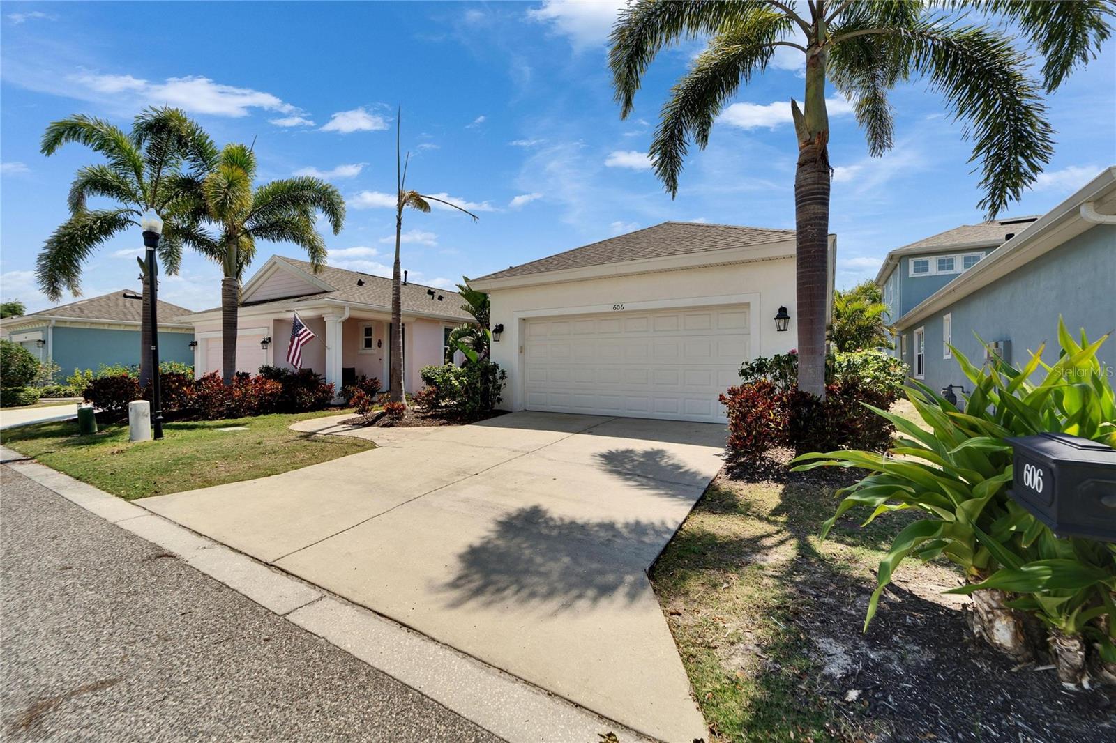 606 WINTERSIDE DR, APOLLO BEACH, FL, 33572