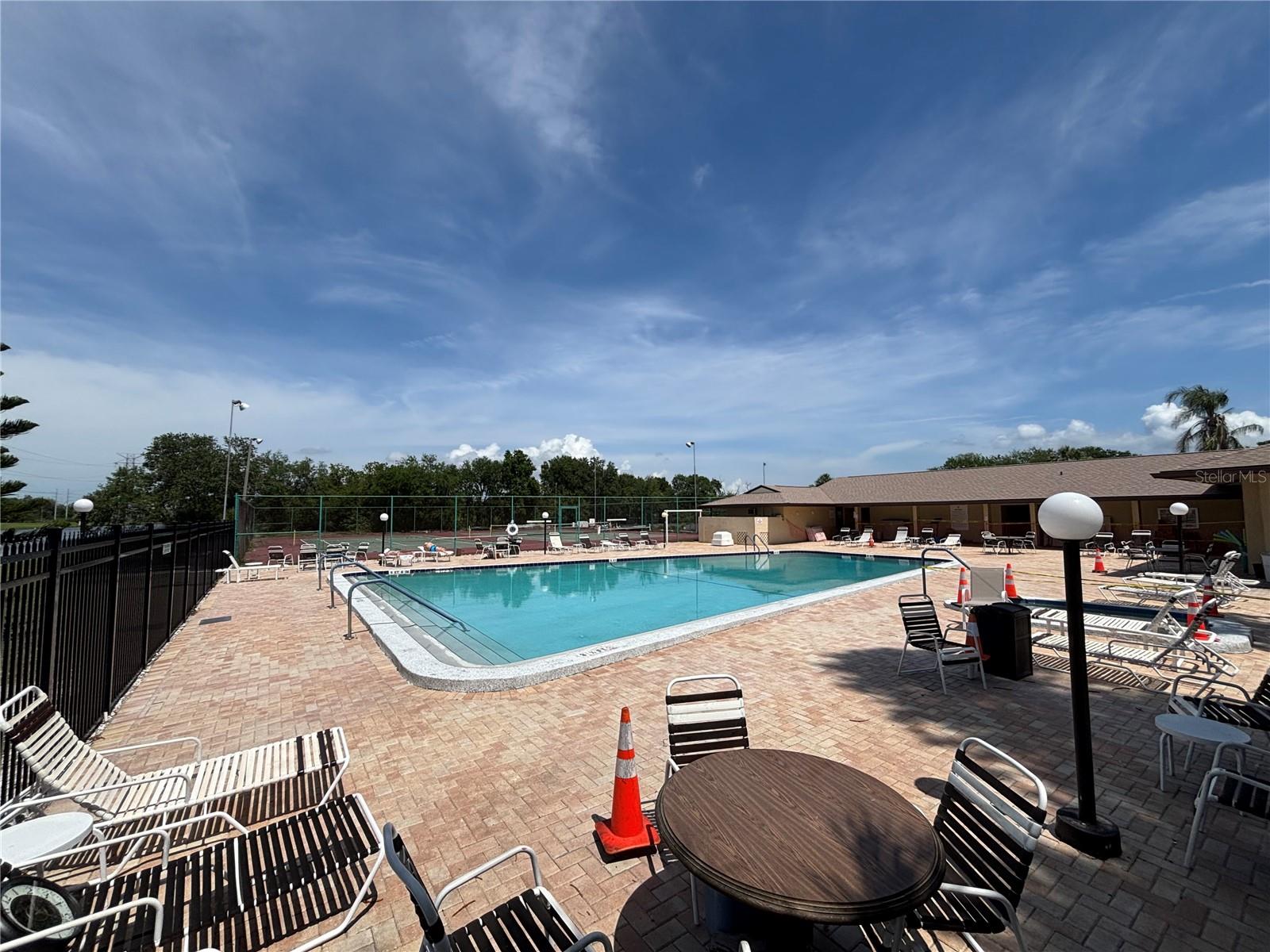 1216 9TH CIR SE, LARGO, FL, 33771