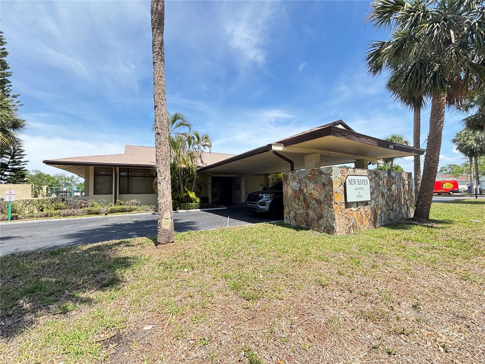 1216 9TH CIR SE, LARGO, FL, 33771