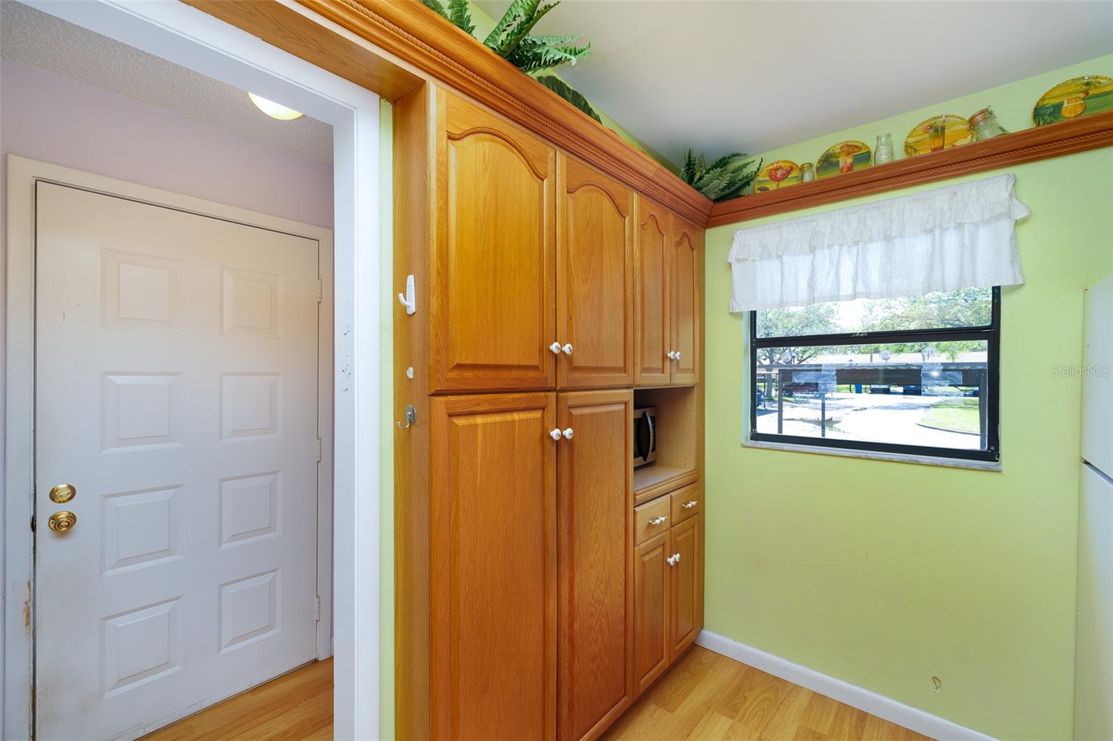 1216 9TH CIR SE, LARGO, FL, 33771