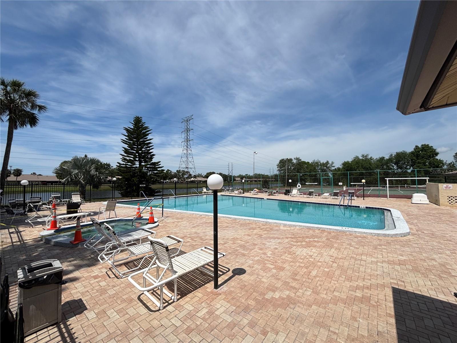 1216 9TH CIR SE, LARGO, FL, 33771