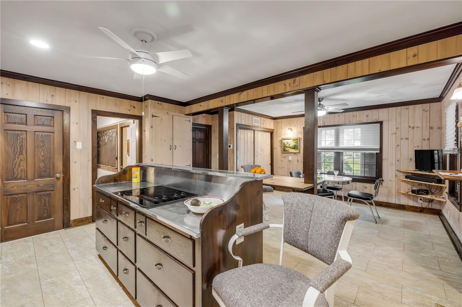 639 JOHN ANDERSON DR, ORMOND BEACH, FL, 32176